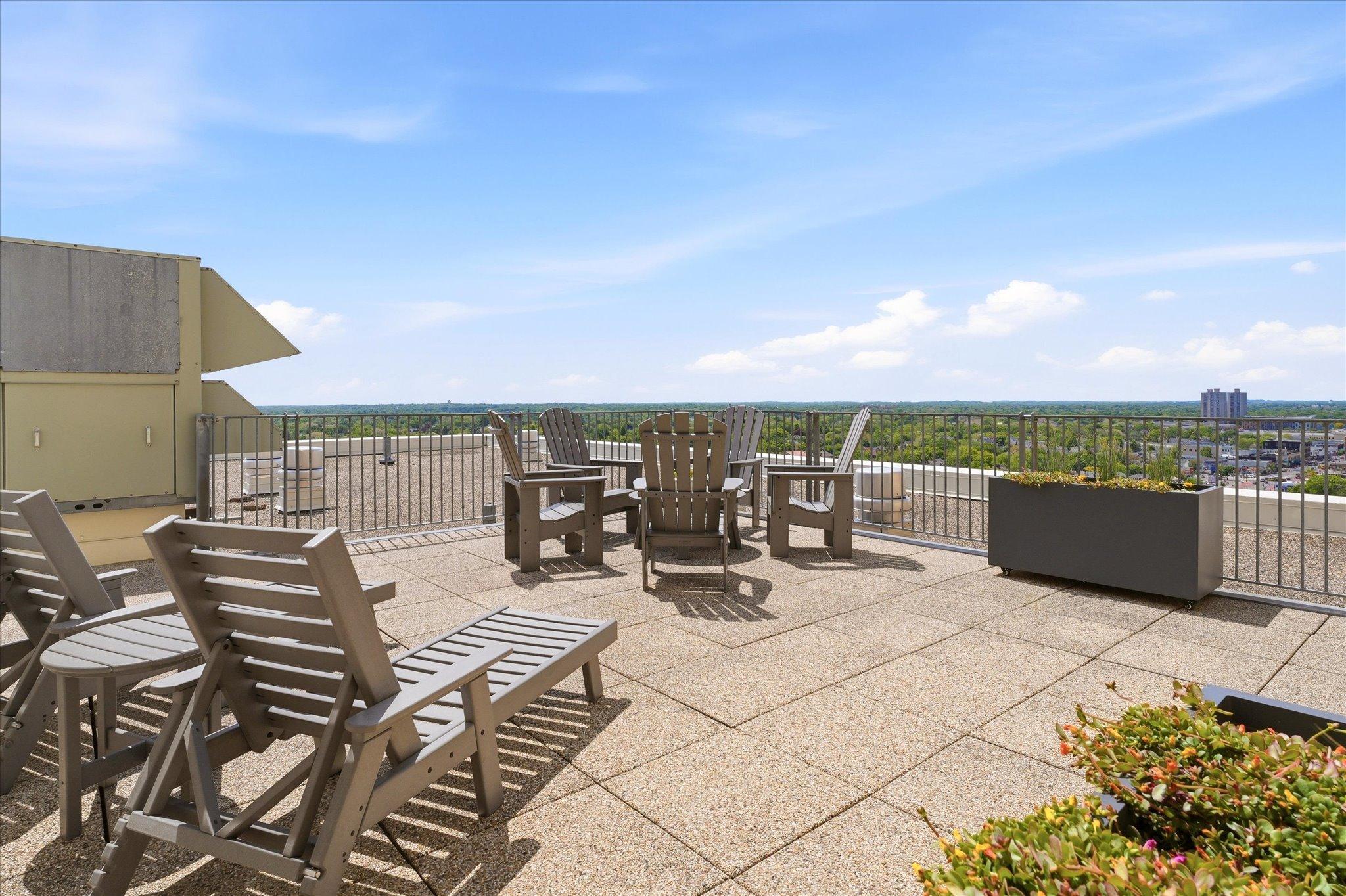 View of Residential at 2929 Chicago Avenue #1002, Minneapolis MN 55407, Minneapolis (35 of 60) - Mike Wilen | Minnesota Team Real Estate