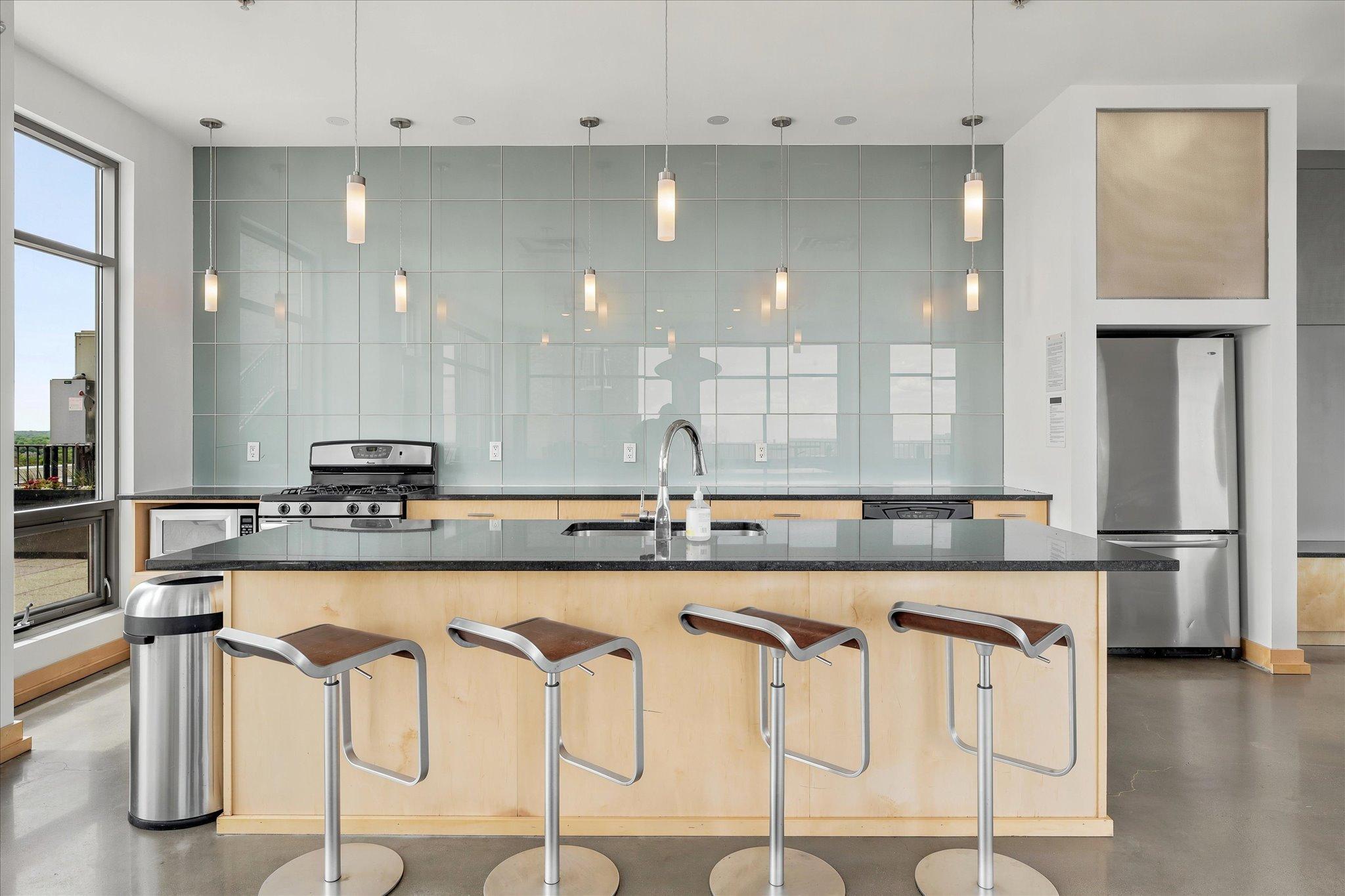 View of Residential at 2929 Chicago Avenue #1002, Minneapolis MN 55407, Minneapolis (43 of 60) - Mike Wilen | Minnesota Team Real Estate