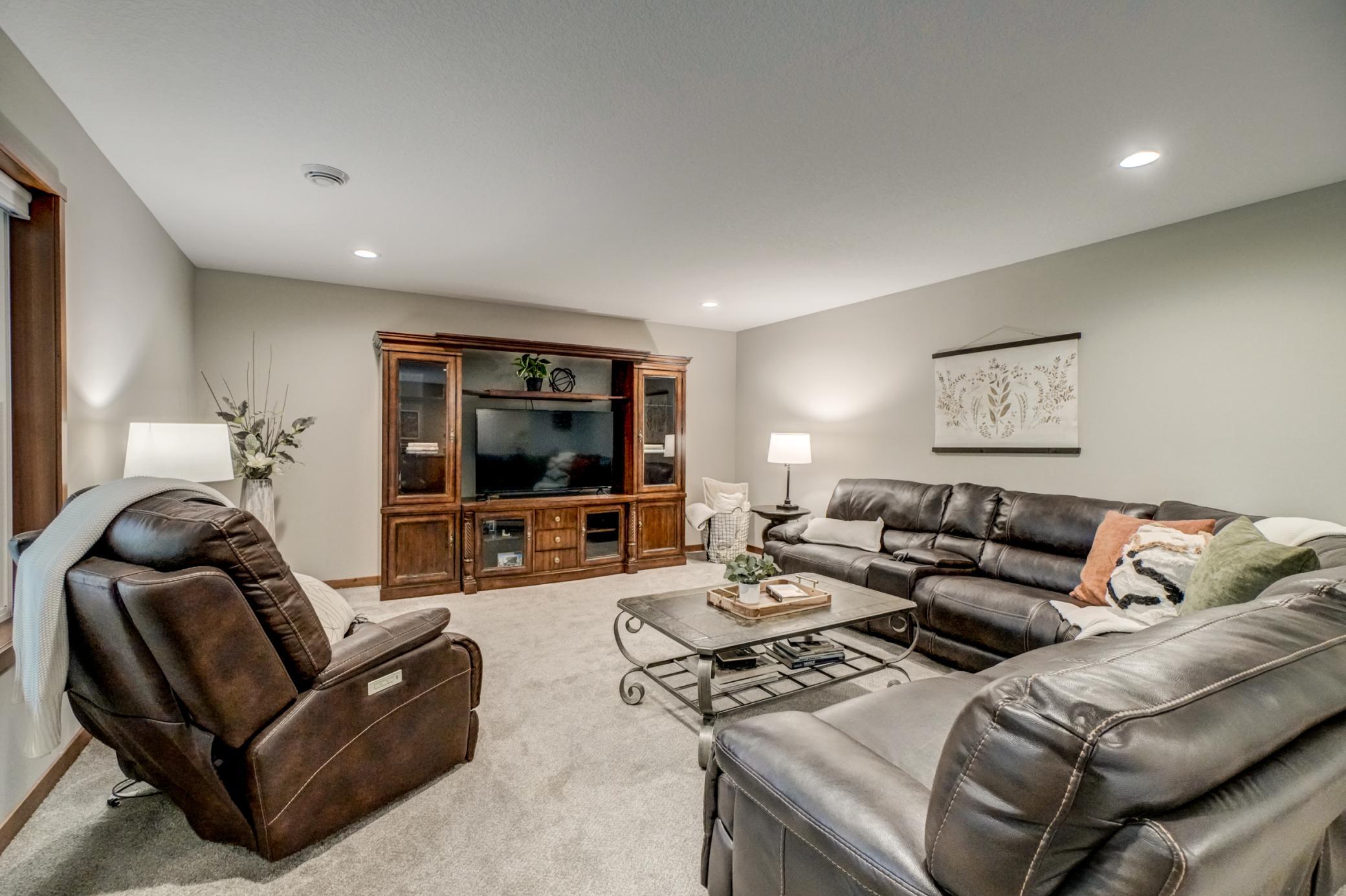 View of Residential at 19180 Meadowridge Ln Circle, Marine On Saint Croix MN 55047, Marine On Saint Croix (43 of 67) - Mike Wilen | Minnesota Team Real Estate