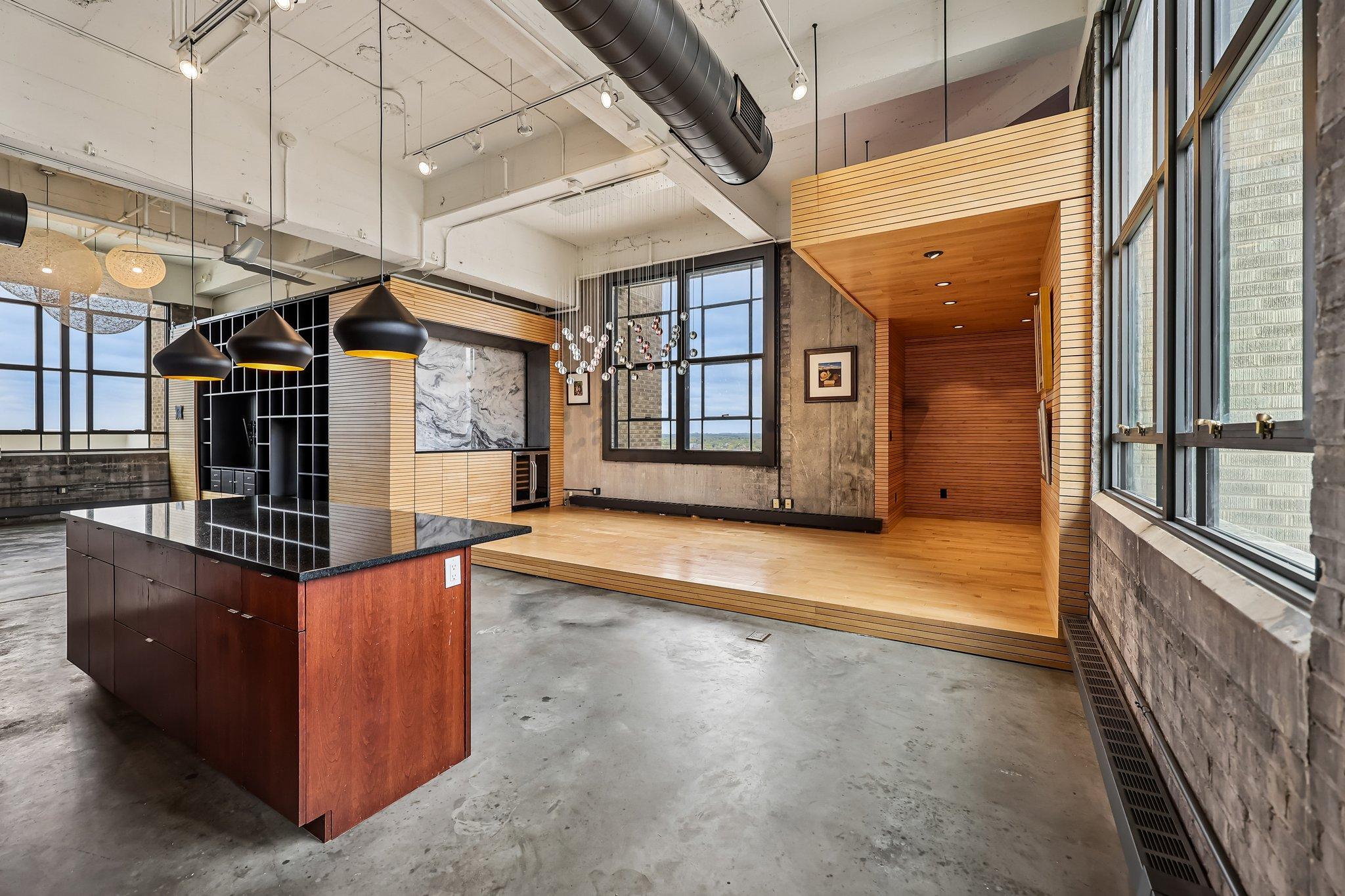 View of Residential at 2929 Chicago Avenue #1500, Minneapolis MN 55407, Minneapolis (11 of 34) - Mike Wilen | Minnesota Team Real Estate