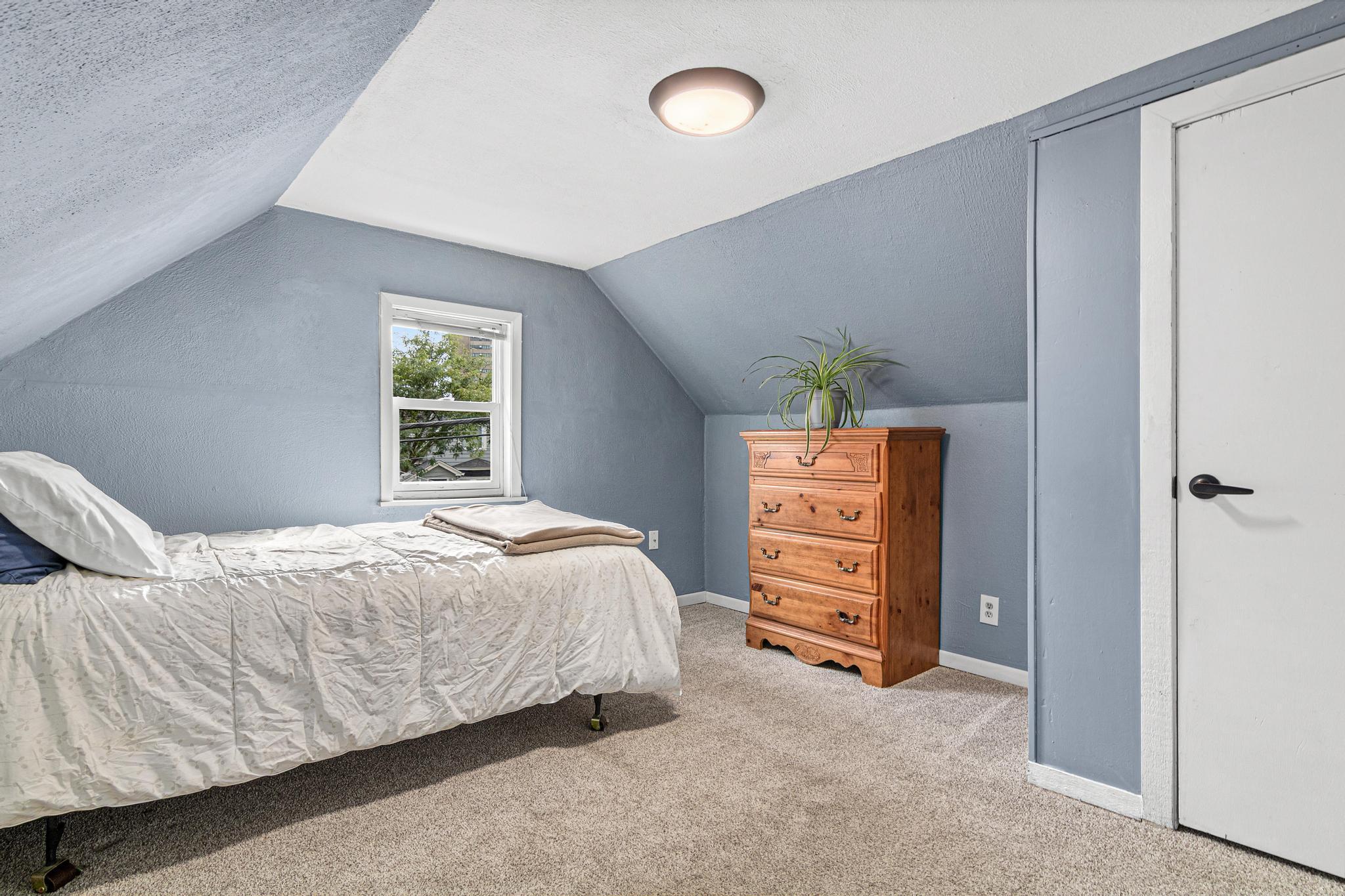 View of Residential at 653 19th Avenue, Minneapolis MN 55418, Minneapolis (14 of 23) - Mike Wilen | Minnesota Team Real Estate