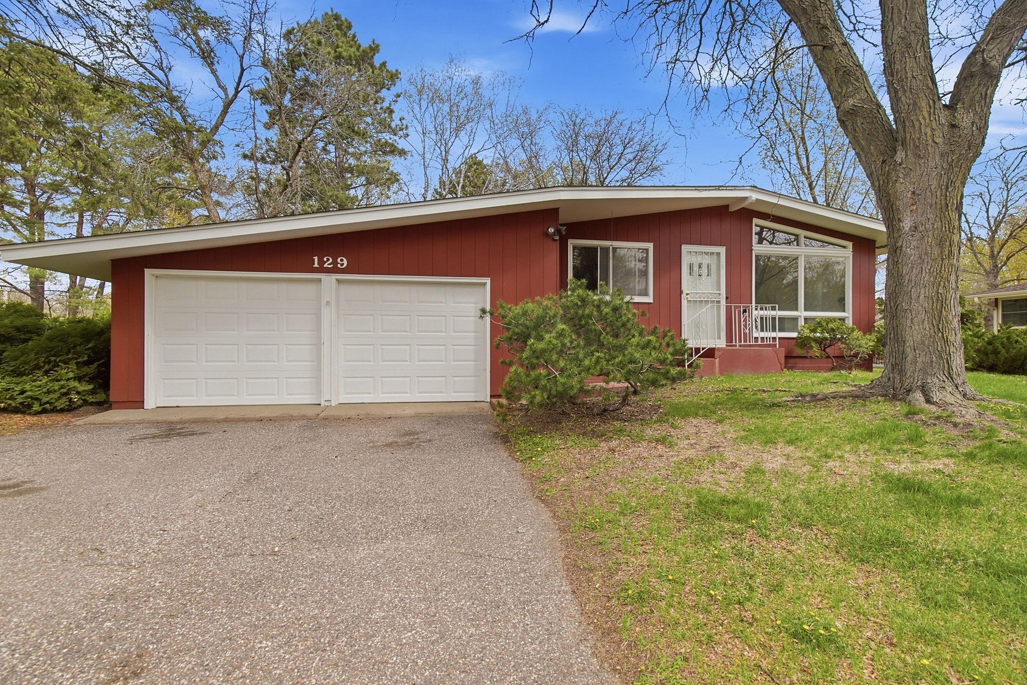 View of Residential at 129 Suzanne Avenue, Vadnais Heights MN 55127, Vadnais Heights - Mike Wilen | Minnesota Team Real Estate