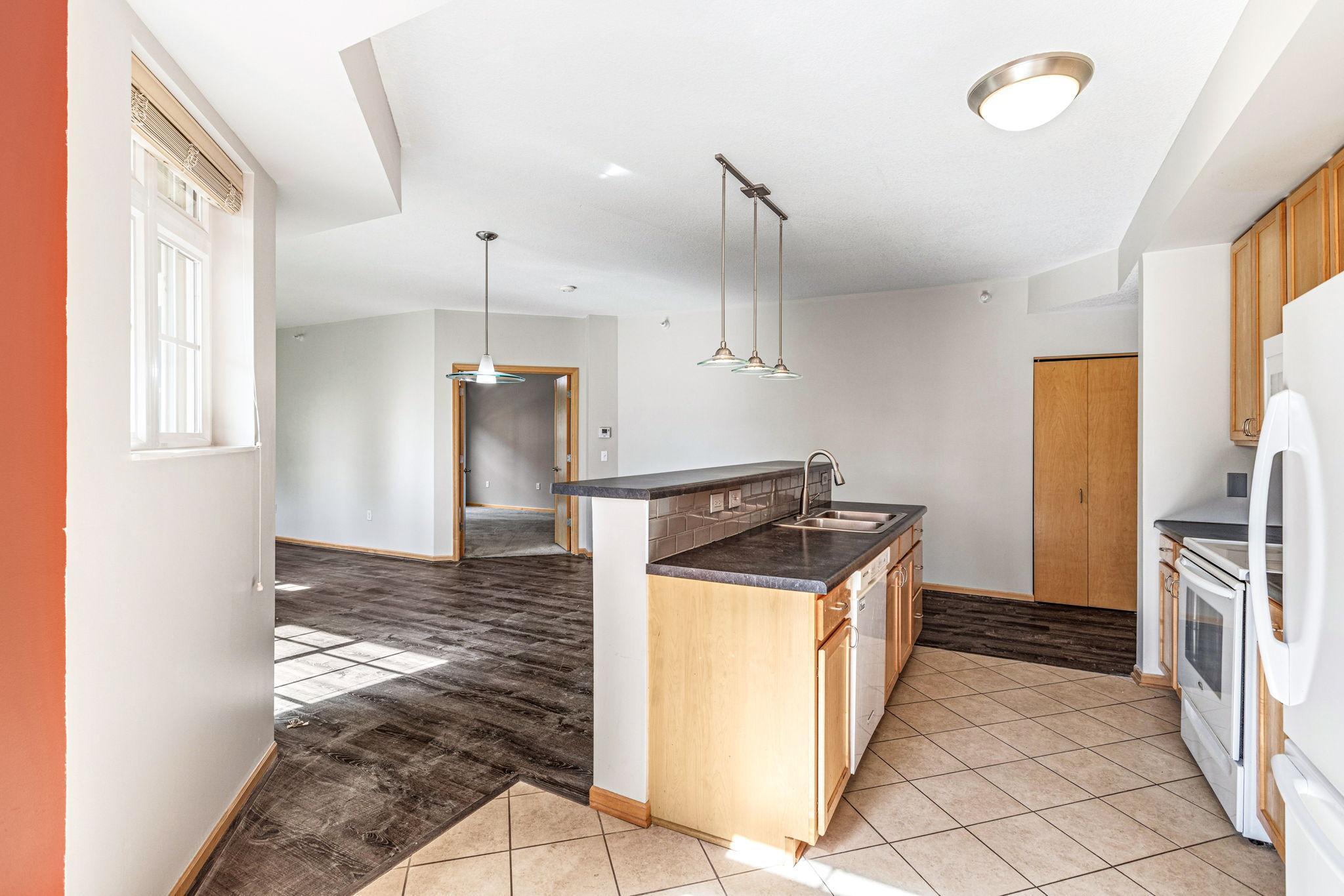 View of Residential at 2405 39th Avenue #205, Saint Anthony MN 55421, Saint Anthony (12 of 35) - Mike Wilen | Minnesota Team Real Estate