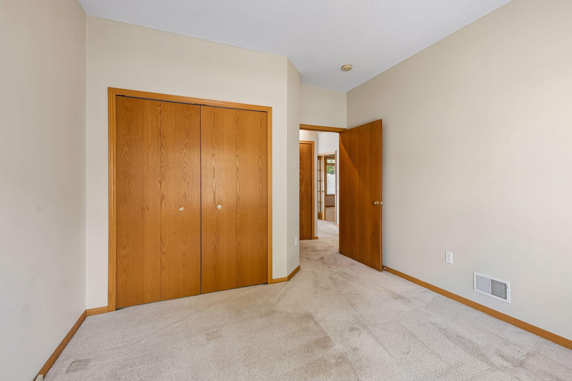 View of Residential at 10811 Lexington Drive, Eden Prairie MN 55344, Eden Prairie (15 of 32) - Mike Wilen | Minnesota Team Real Estate