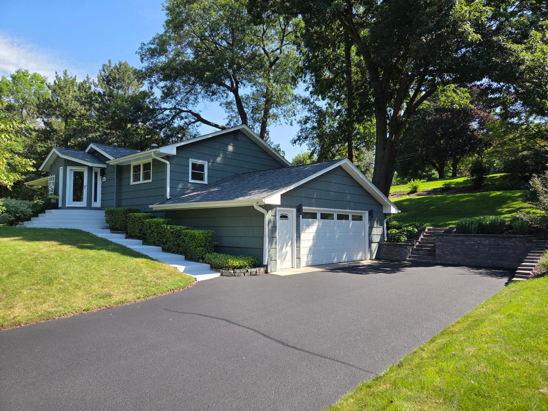 View of Residential at 16409 Norwood Lane, Minnetonka MN 55345, Minnetonka (23 of 24) - Mike Wilen | Minnesota Team Real Estate