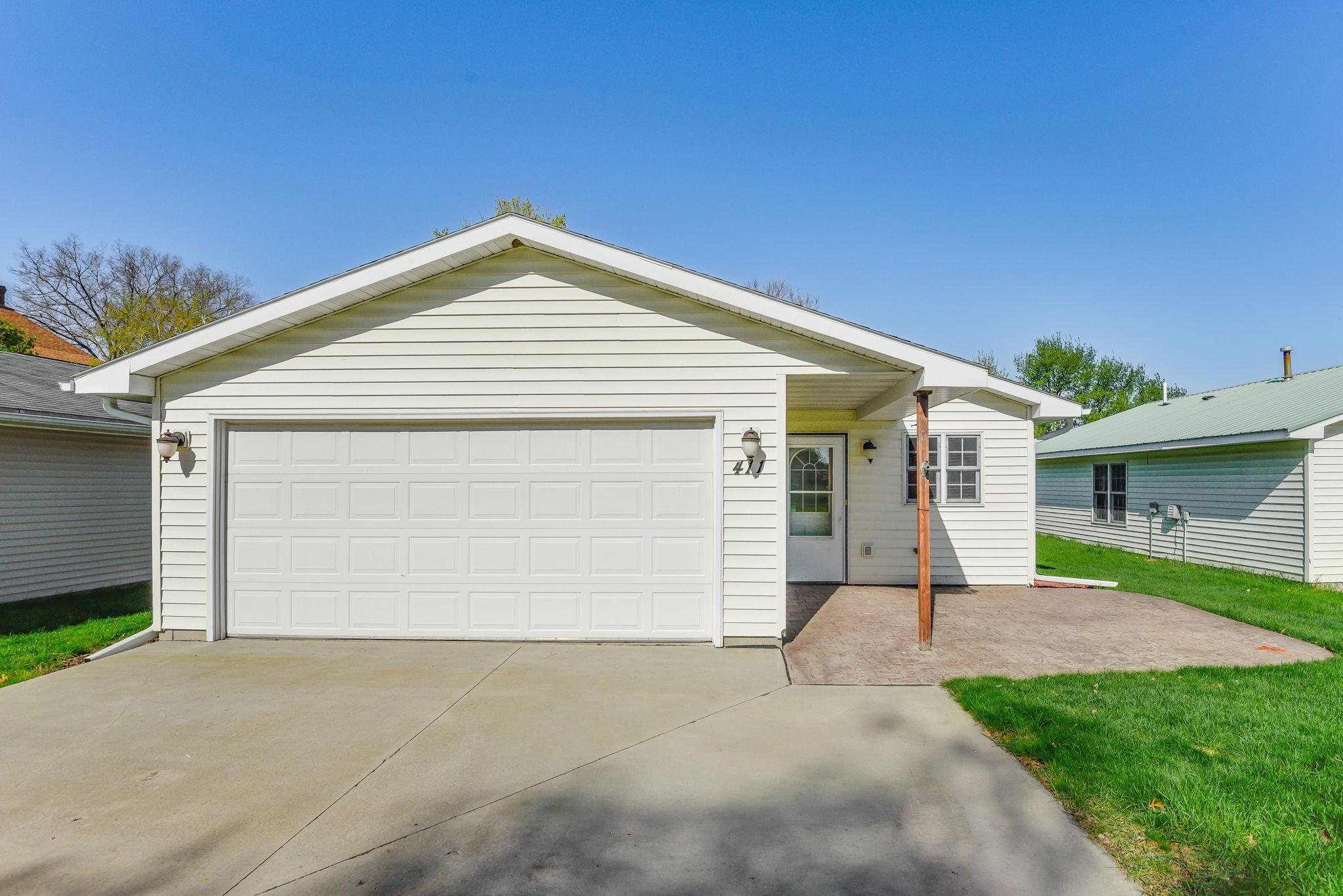 View of Residential at 411 Walnut Street, Belle Plaine MN 56011, Belle Plaine - Mike Wilen | Minnesota Team Real Estate