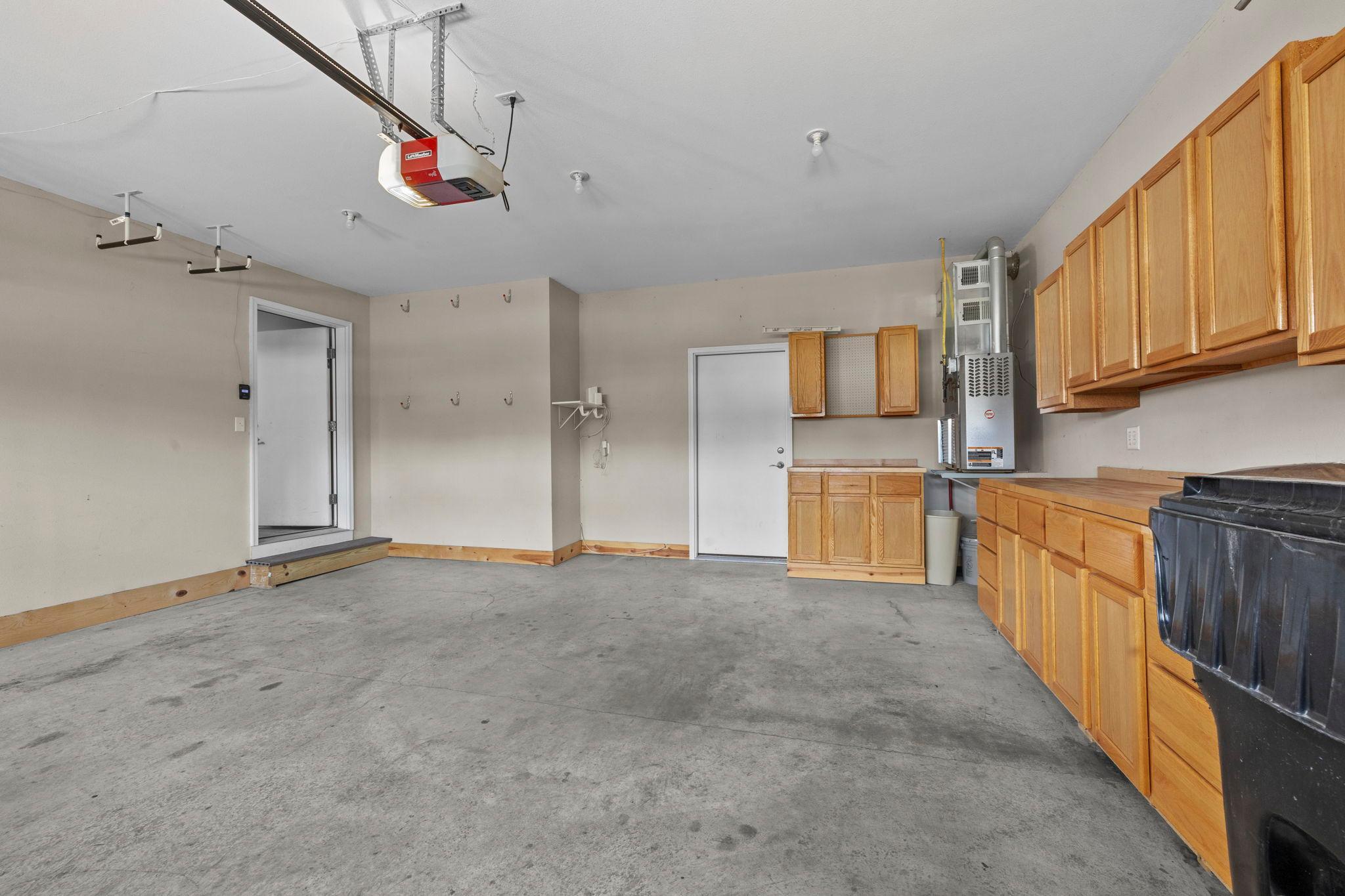 View of Residential at 319 Bellwood Avenue, Maplewood MN 55117, Maplewood (37 of 42) - Mike Wilen | Minnesota Team Real Estate
