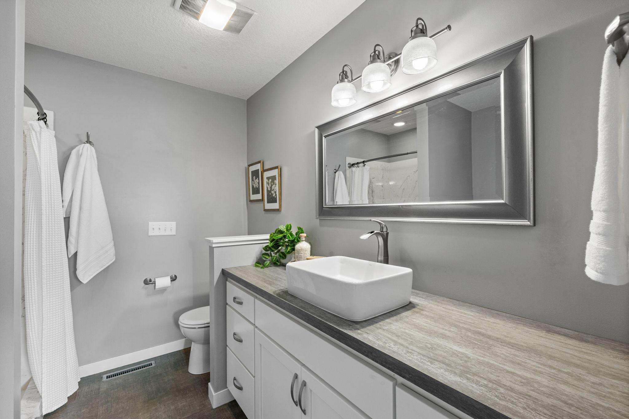 View of Residential at 319 Bellwood Avenue, Maplewood MN 55117, Maplewood (26 of 42) - Mike Wilen | Minnesota Team Real Estate