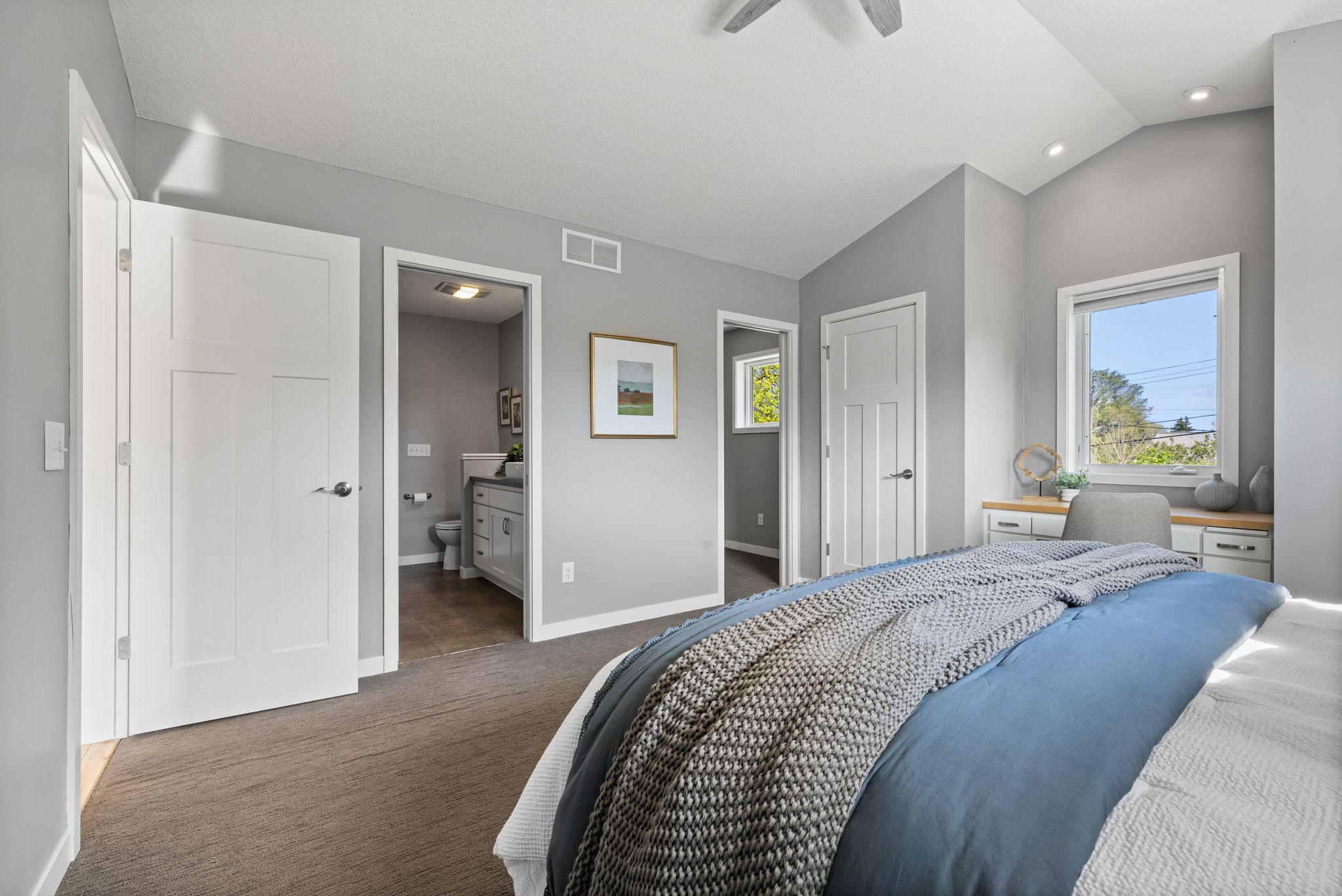 View of Residential at 319 Bellwood Avenue, Maplewood MN 55117, Maplewood (25 of 42) - Mike Wilen | Minnesota Team Real Estate