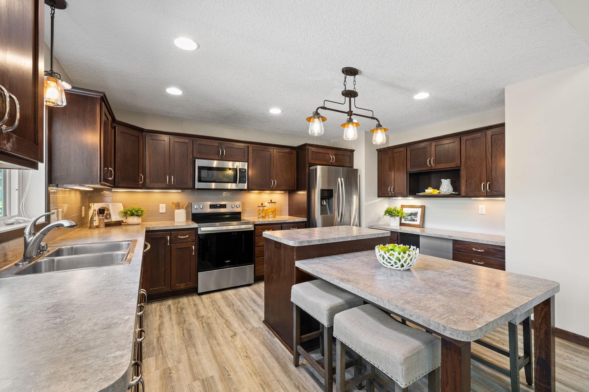 View of Residential at 319 Bellwood Avenue, Maplewood MN 55117, Maplewood (9 of 42) - Mike Wilen | Minnesota Team Real Estate