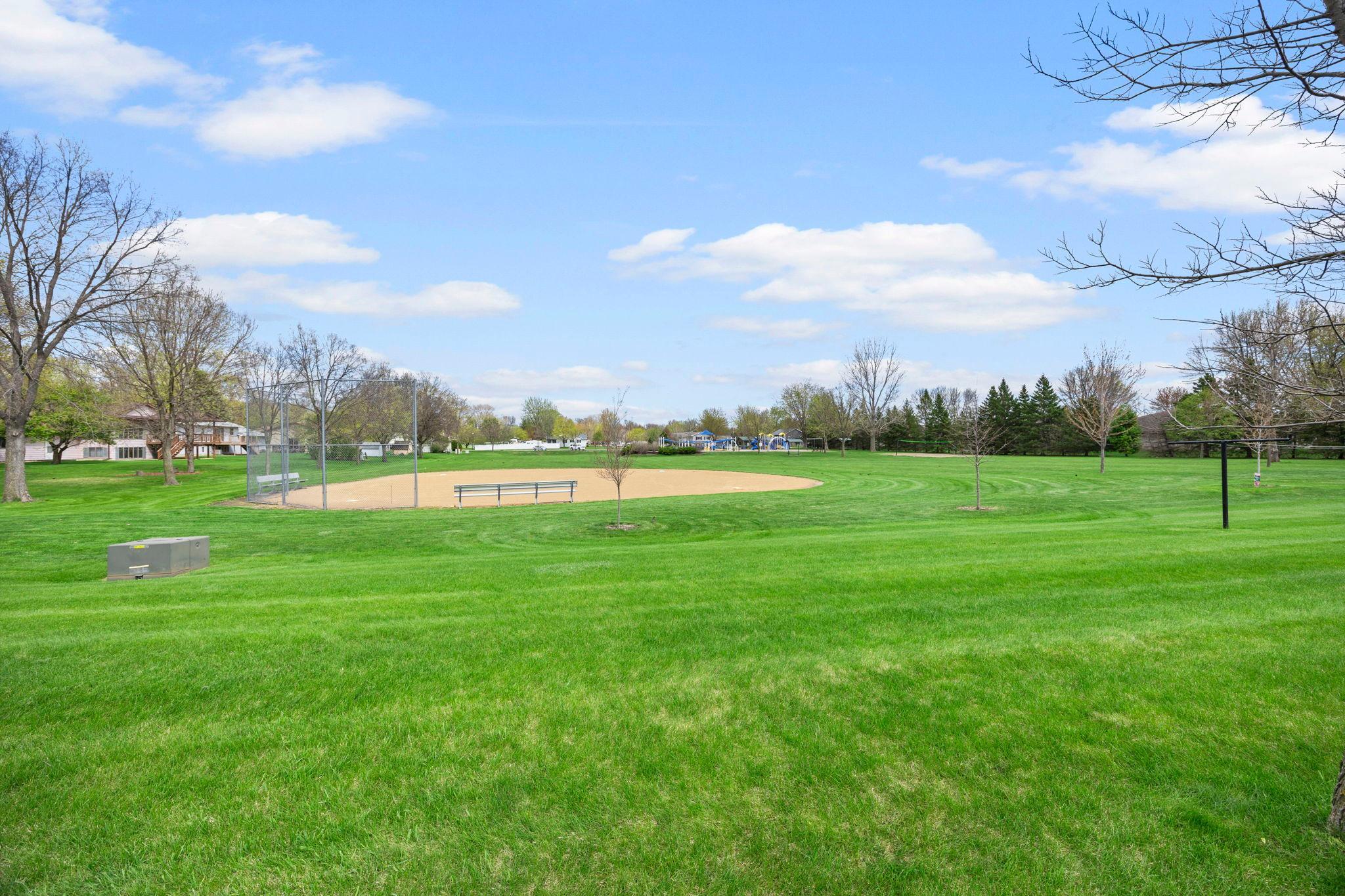 View of Residential at 1221 Bradford Street, Hutchinson MN 55350, Hutchinson (23 of 40) - Mike Wilen | Minnesota Team Real Estate