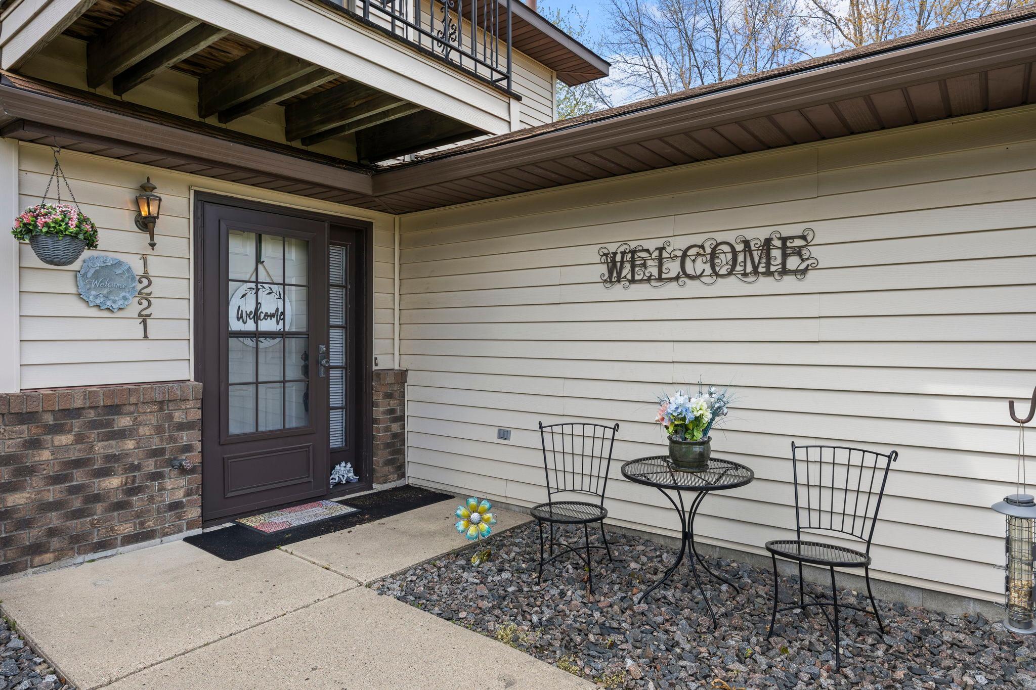 View of Residential at 1221 Bradford Street, Hutchinson MN 55350, Hutchinson (3 of 40) - Mike Wilen | Minnesota Team Real Estate