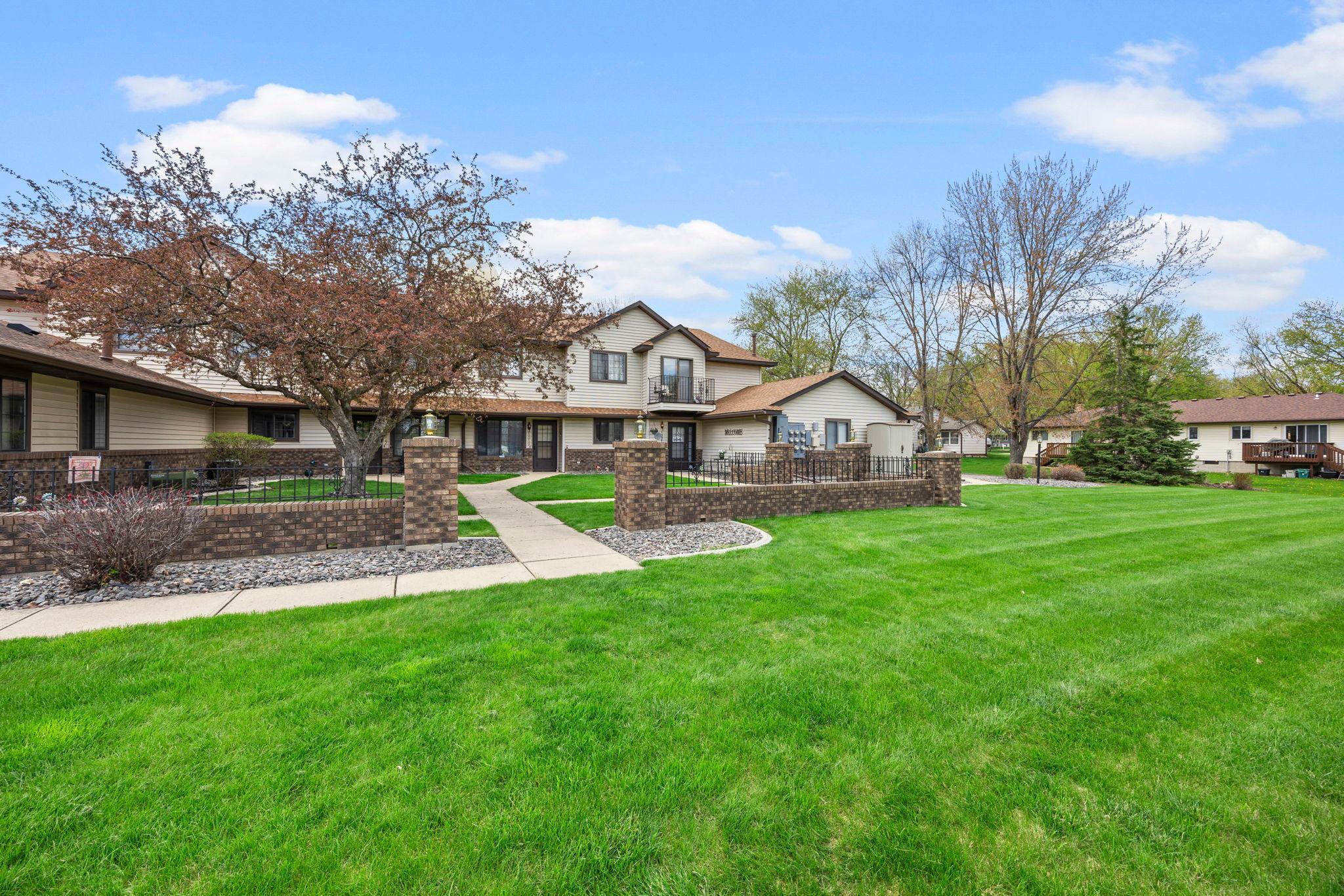View of Residential at 1221 Bradford Street, Hutchinson MN 55350, Hutchinson (2 of 40) - Mike Wilen | Minnesota Team Real Estate