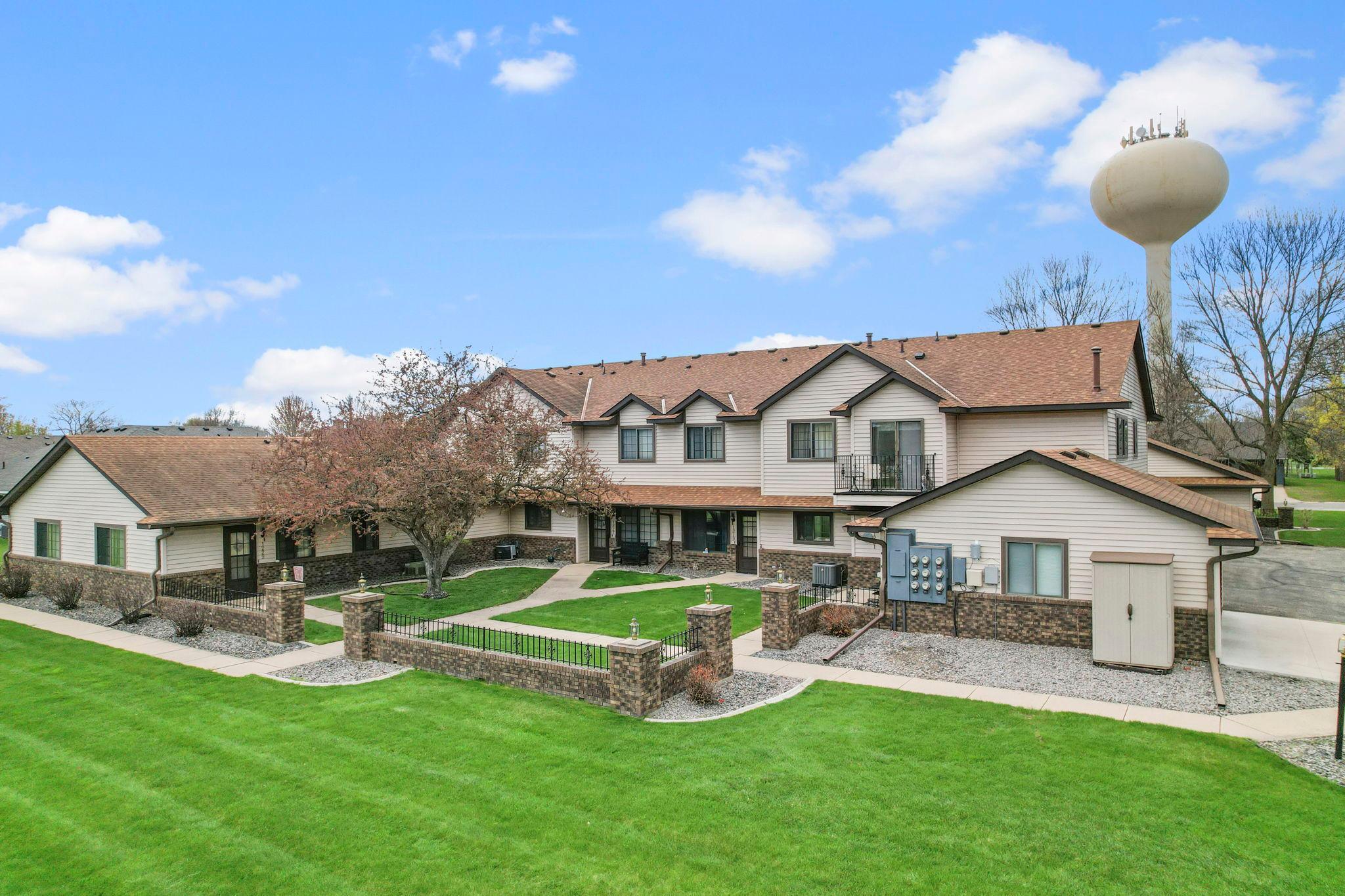 View of Residential at 1221 Bradford Street, Hutchinson MN 55350, Hutchinson (32 of 40) - Mike Wilen | Minnesota Team Real Estate
