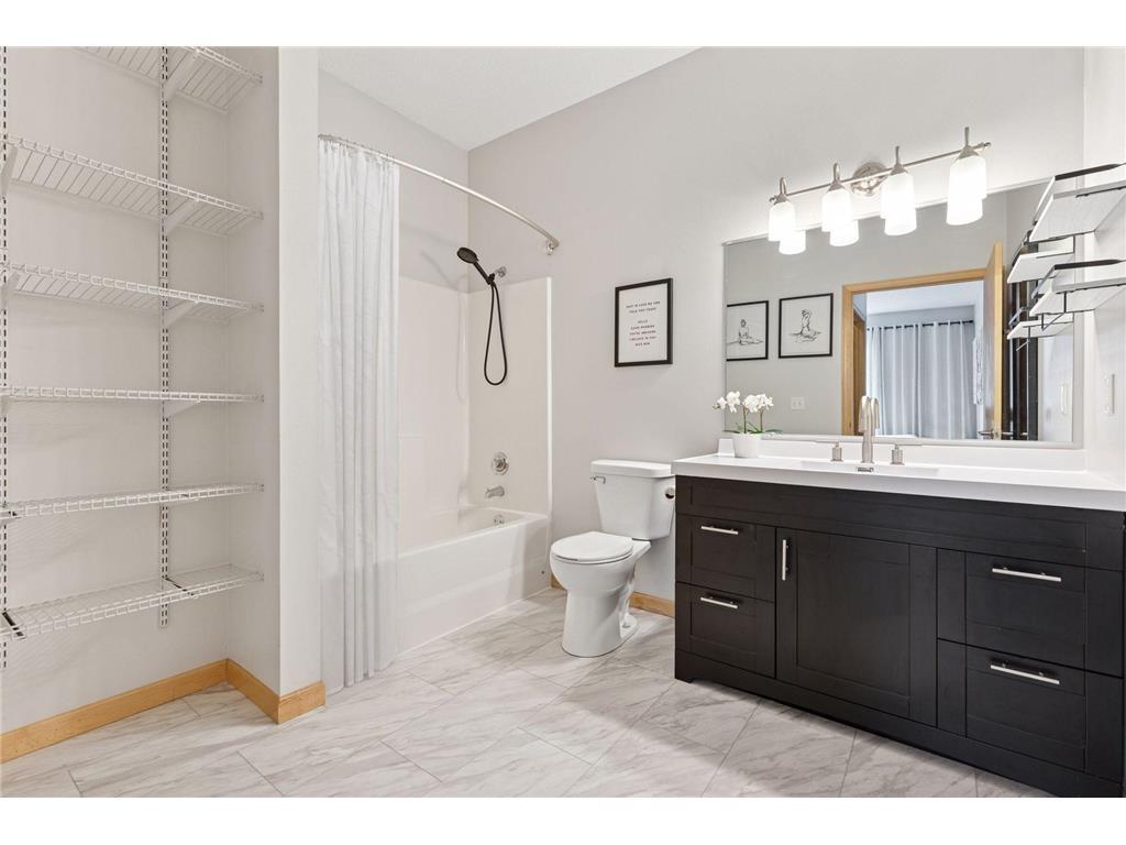 View of Residential at 3310 Nicollet Avenue #102, Minneapolis MN 55408, Minneapolis (10 of 17) - Mike Wilen | Minnesota Team Real Estate