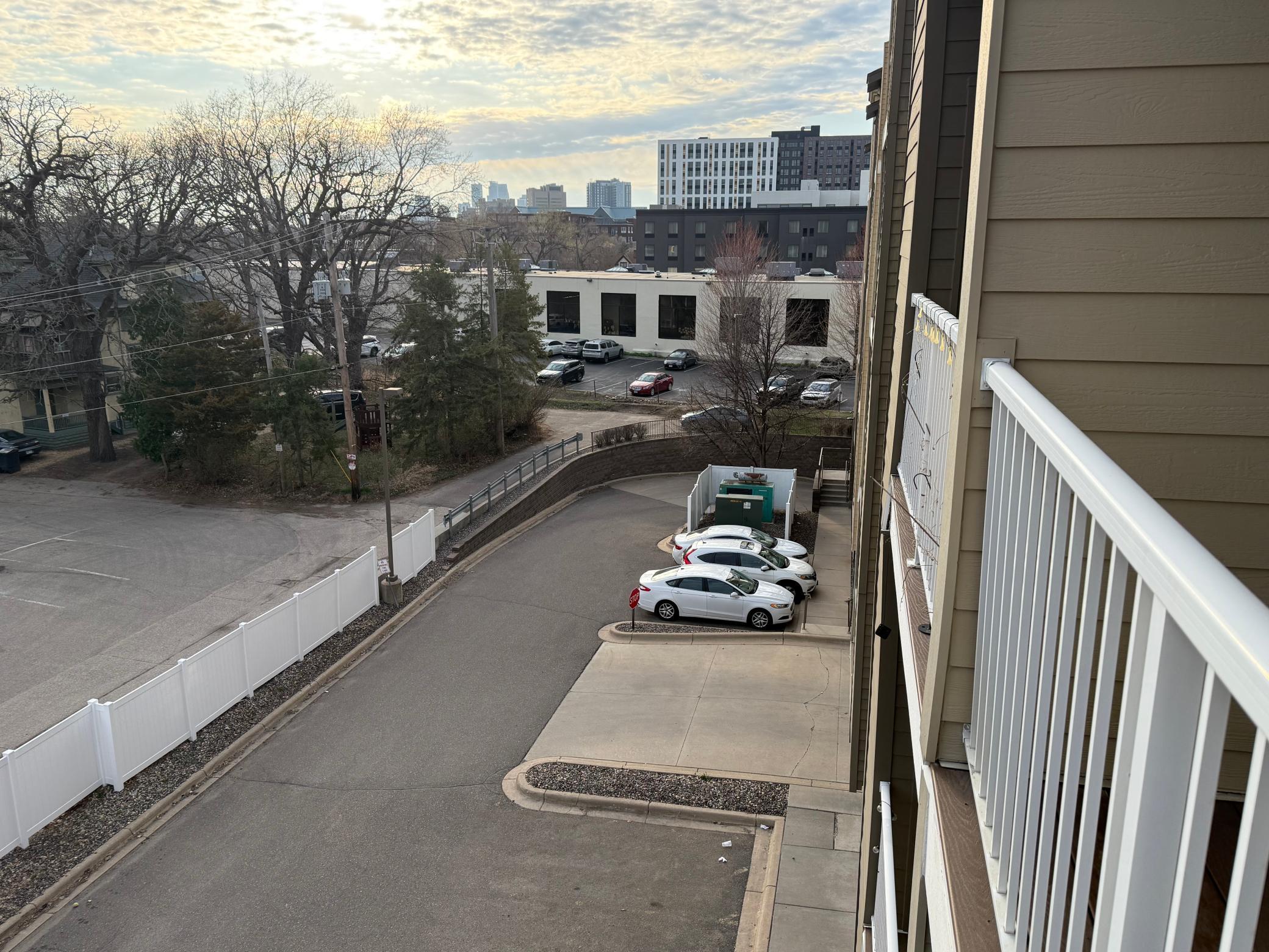 View of Residential at 2900 University Avenue #402, Minneapolis MN 55414, Minneapolis (30 of 30) - Mike Wilen | Minnesota Team Real Estate
