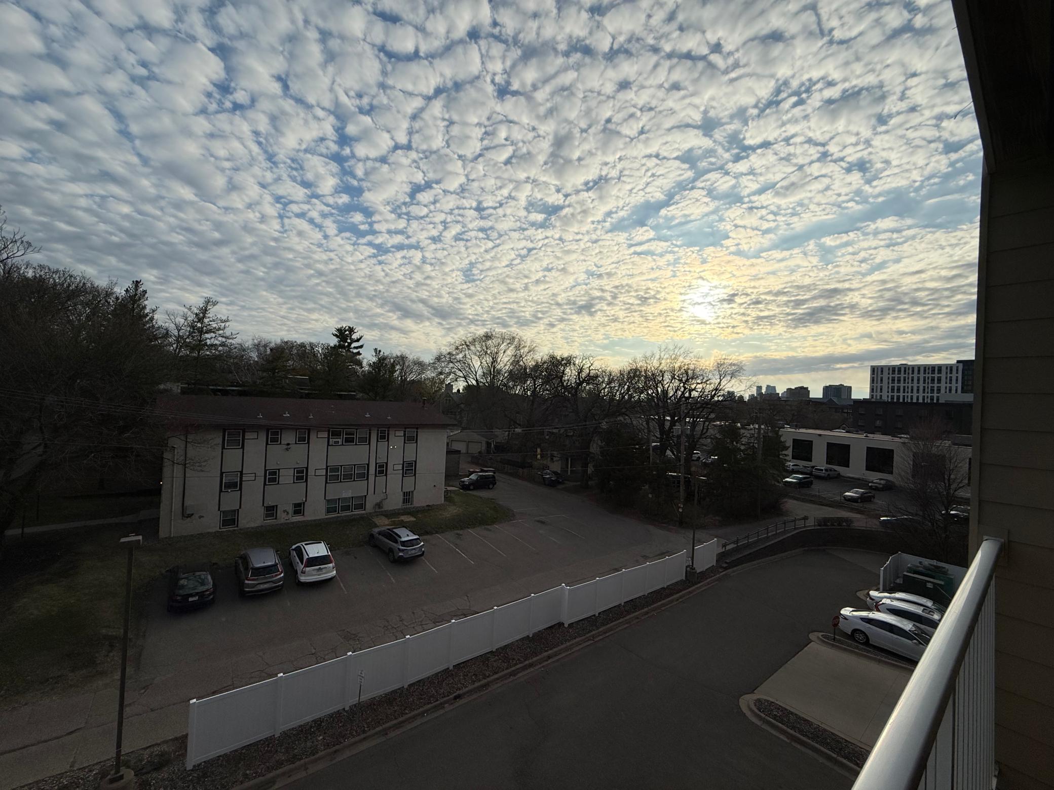 View of Residential at 2900 University Avenue #402, Minneapolis MN 55414, Minneapolis (27 of 30) - Mike Wilen | Minnesota Team Real Estate