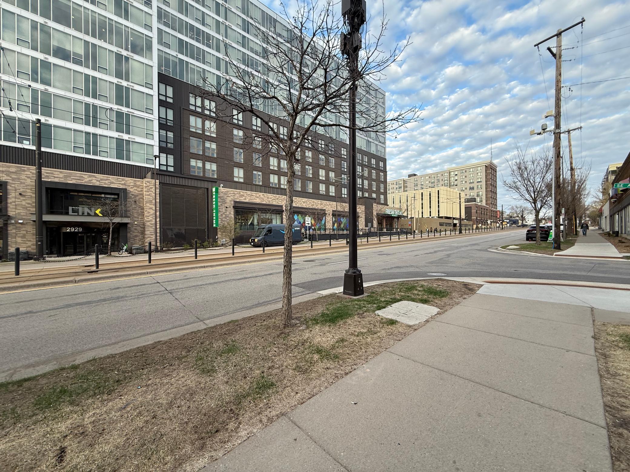 View of Residential at 2900 University Avenue #402, Minneapolis MN 55414, Minneapolis (20 of 30) - Mike Wilen | Minnesota Team Real Estate