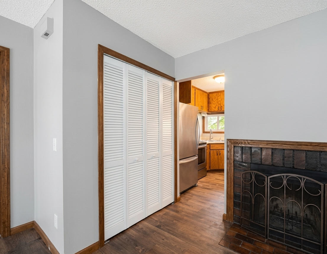 View of Residential Income at 8446 Sumter Circle, Brooklyn Park MN 55445, Brooklyn Park (9 of 21) - Mike Wilen | Minnesota Team Real Estate