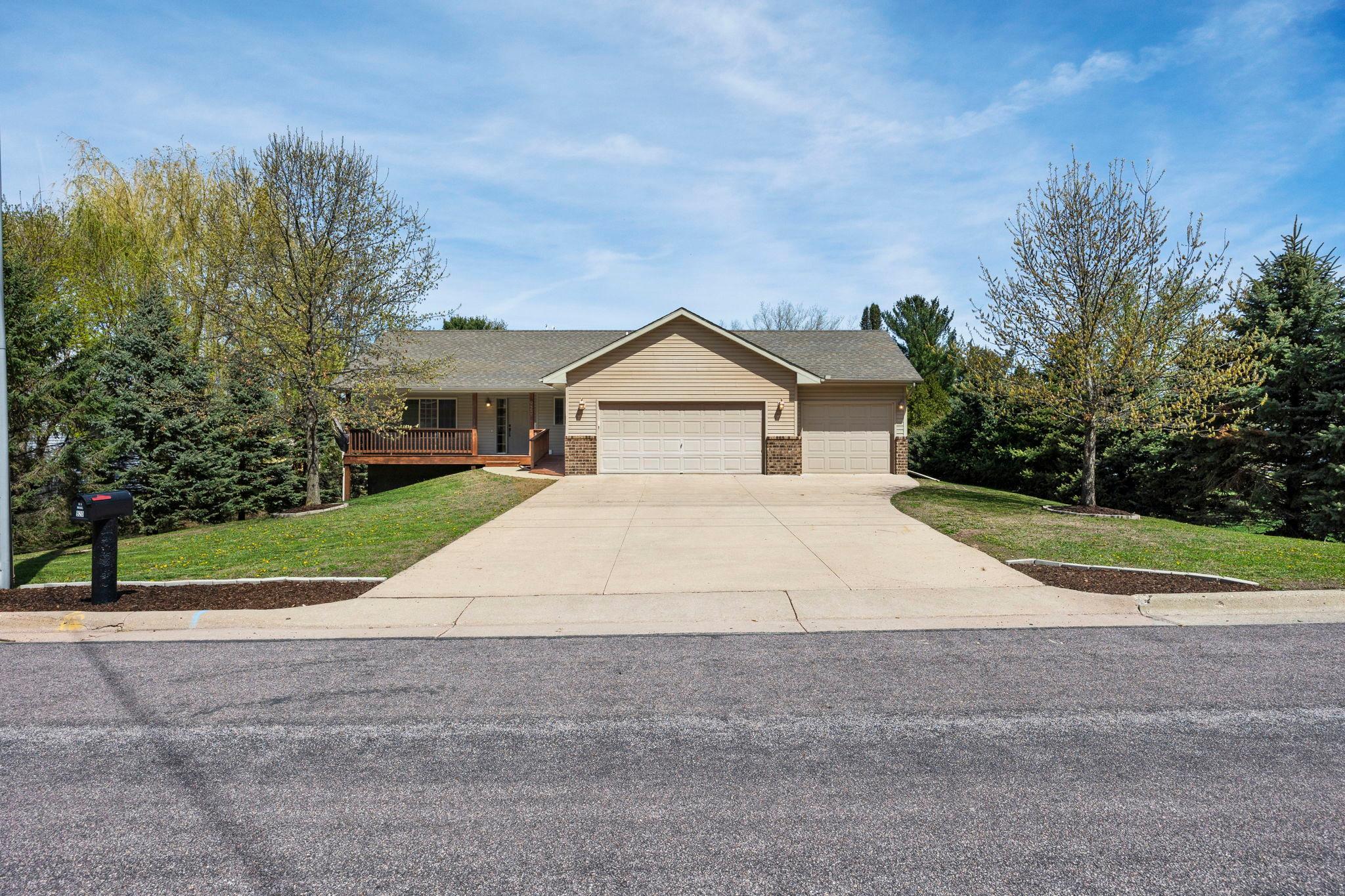 View of Residential at 920 State Street, Belle Plaine MN 56011, Belle Plaine (4 of 68) - Mike Wilen | Minnesota Team Real Estate