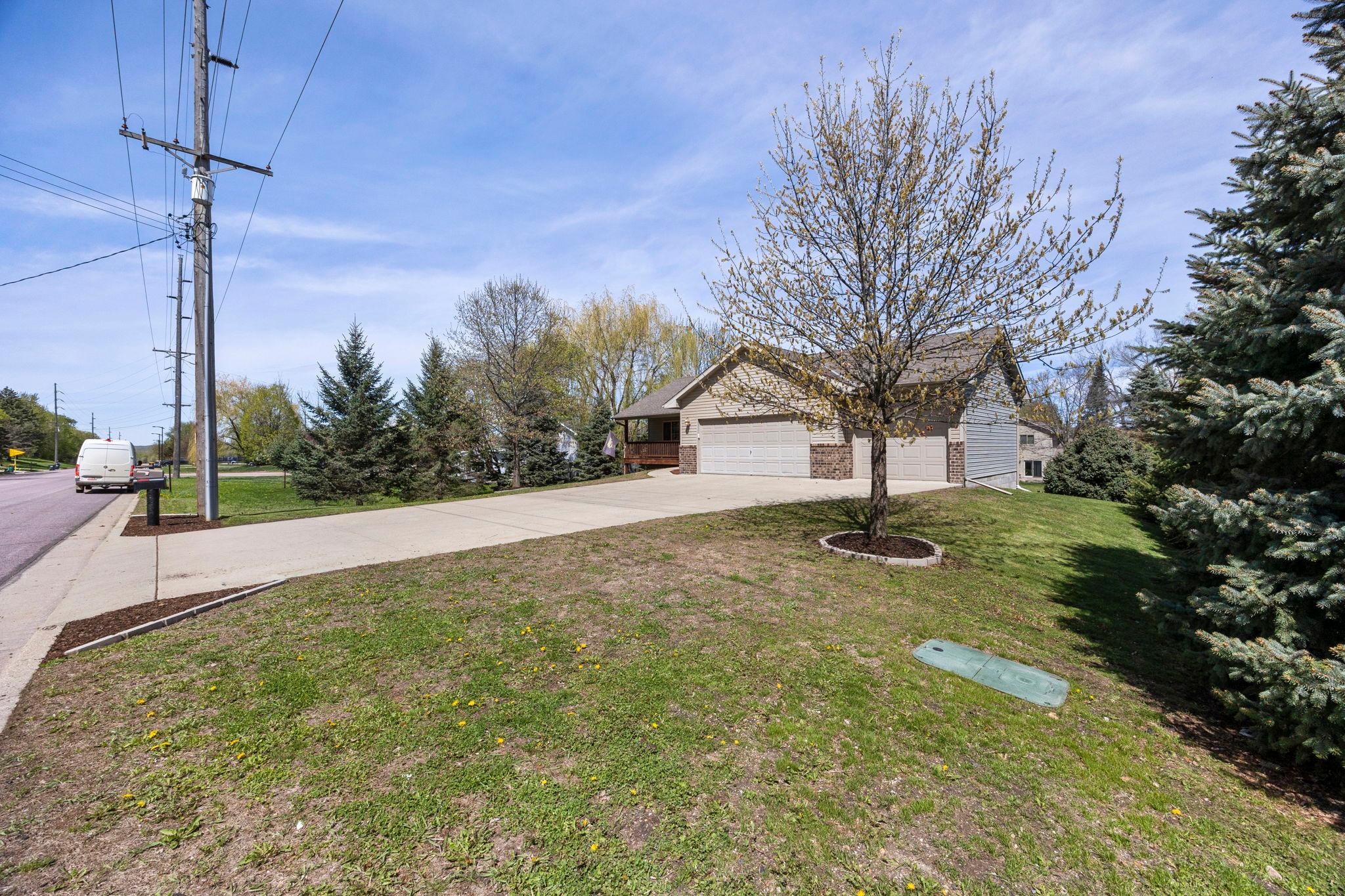 View of Residential at 920 State Street, Belle Plaine MN 56011, Belle Plaine (6 of 68) - Mike Wilen | Minnesota Team Real Estate