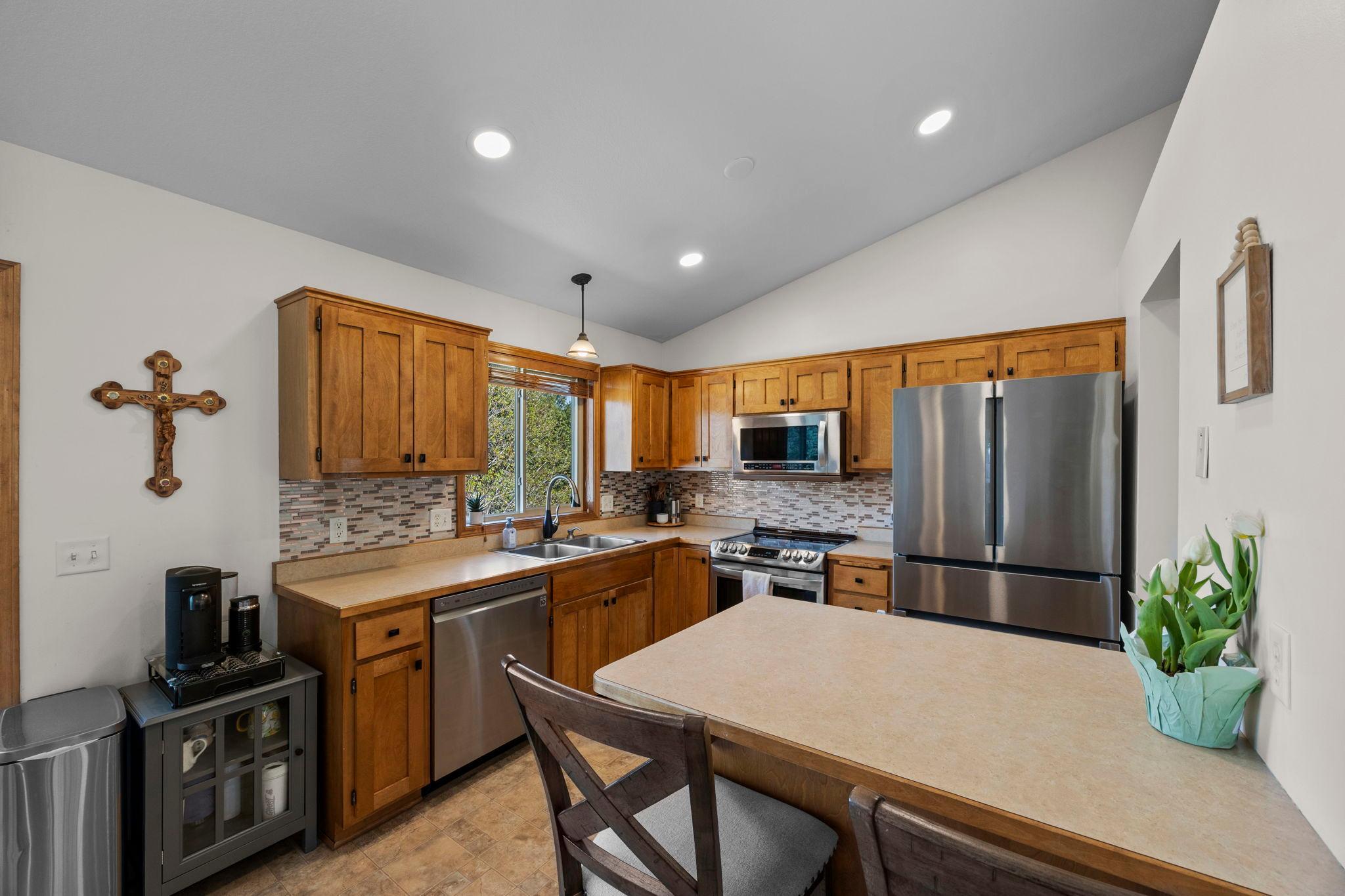 View of Residential at 920 State Street, Belle Plaine MN 56011, Belle Plaine (24 of 68) - Mike Wilen | Minnesota Team Real Estate