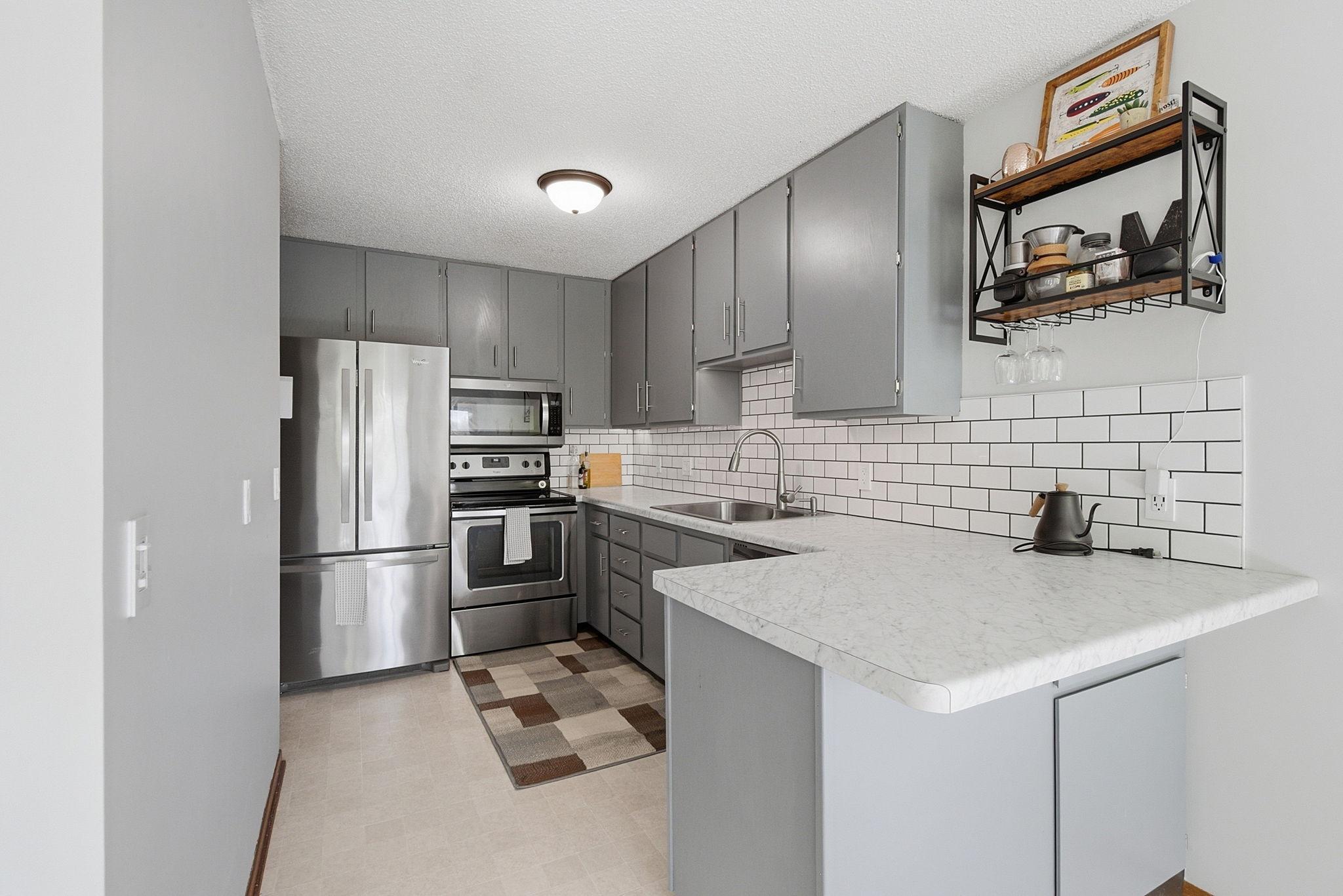 View of Residential at 5664 Sanibel Drive #C, Minnetonka MN 55343, Minnetonka (17 of 30) - Mike Wilen | Minnesota Team Real Estate