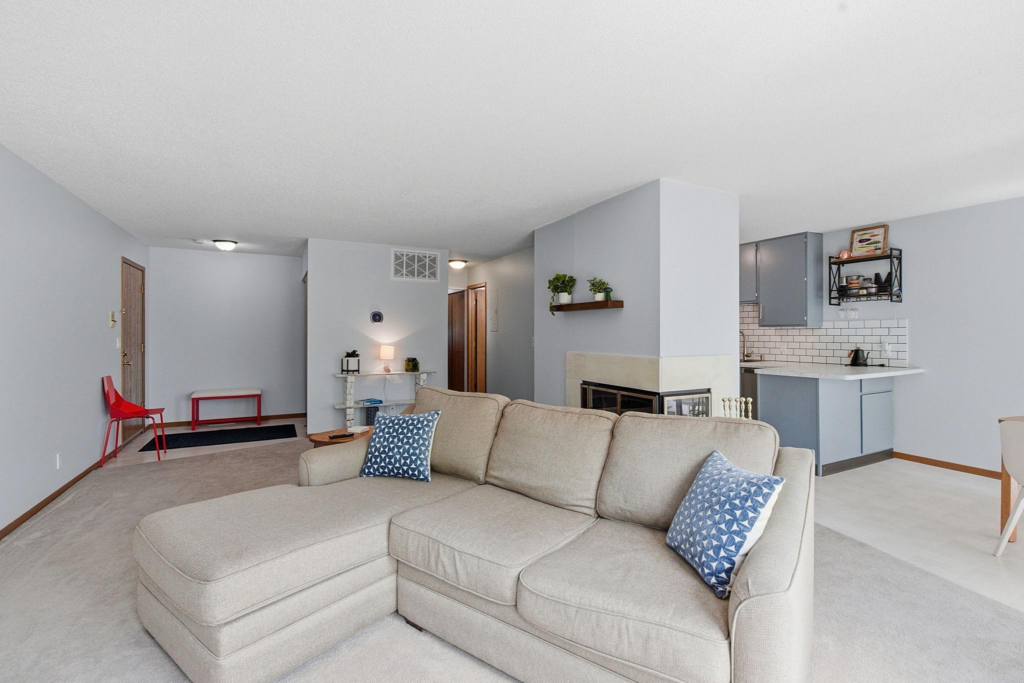 View of Residential at 5664 Sanibel Drive #C, Minnetonka MN 55343, Minnetonka (10 of 30) - Mike Wilen | Minnesota Team Real Estate