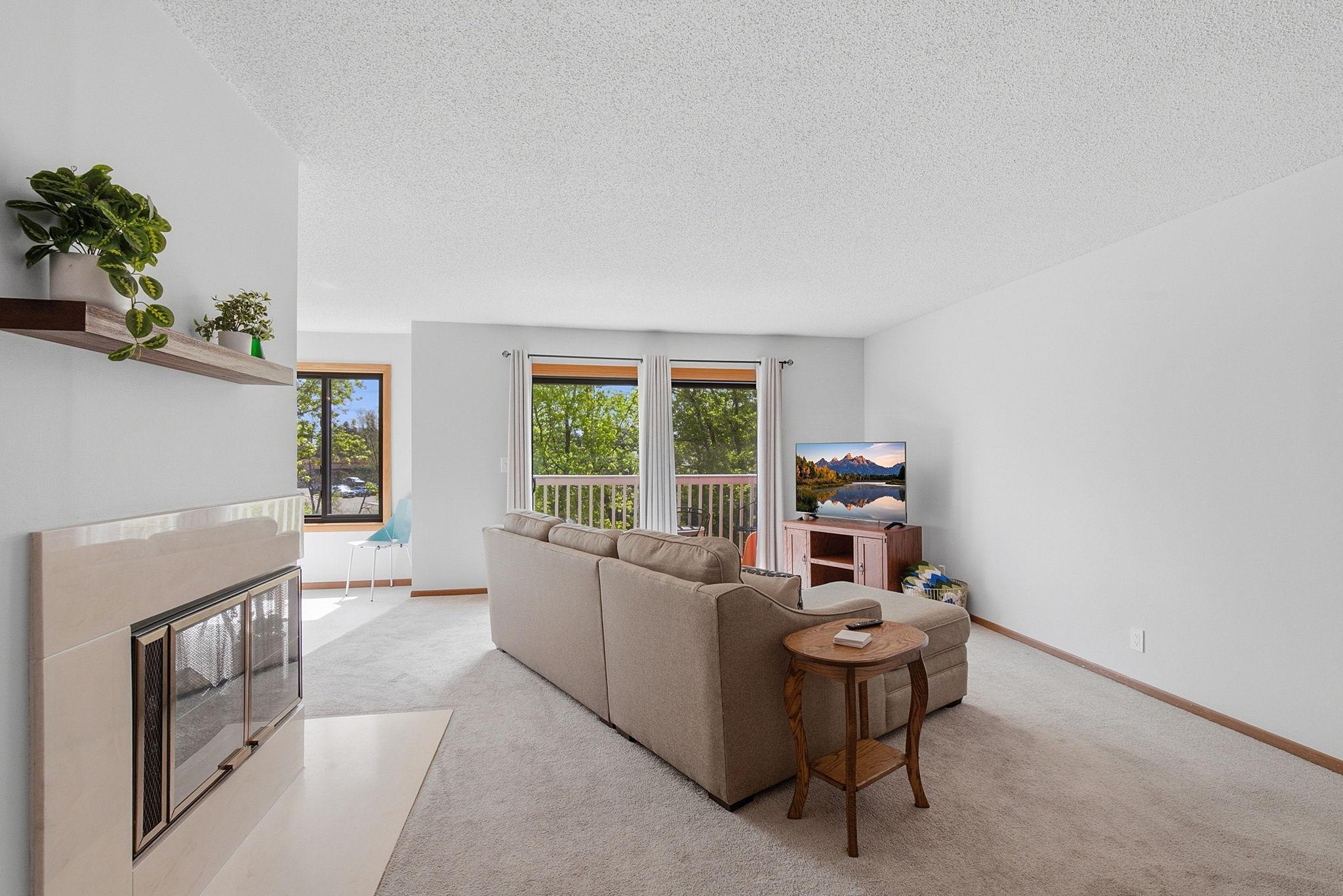 View of Residential at 5664 Sanibel Drive #C, Minnetonka MN 55343, Minnetonka (8 of 30) - Mike Wilen | Minnesota Team Real Estate