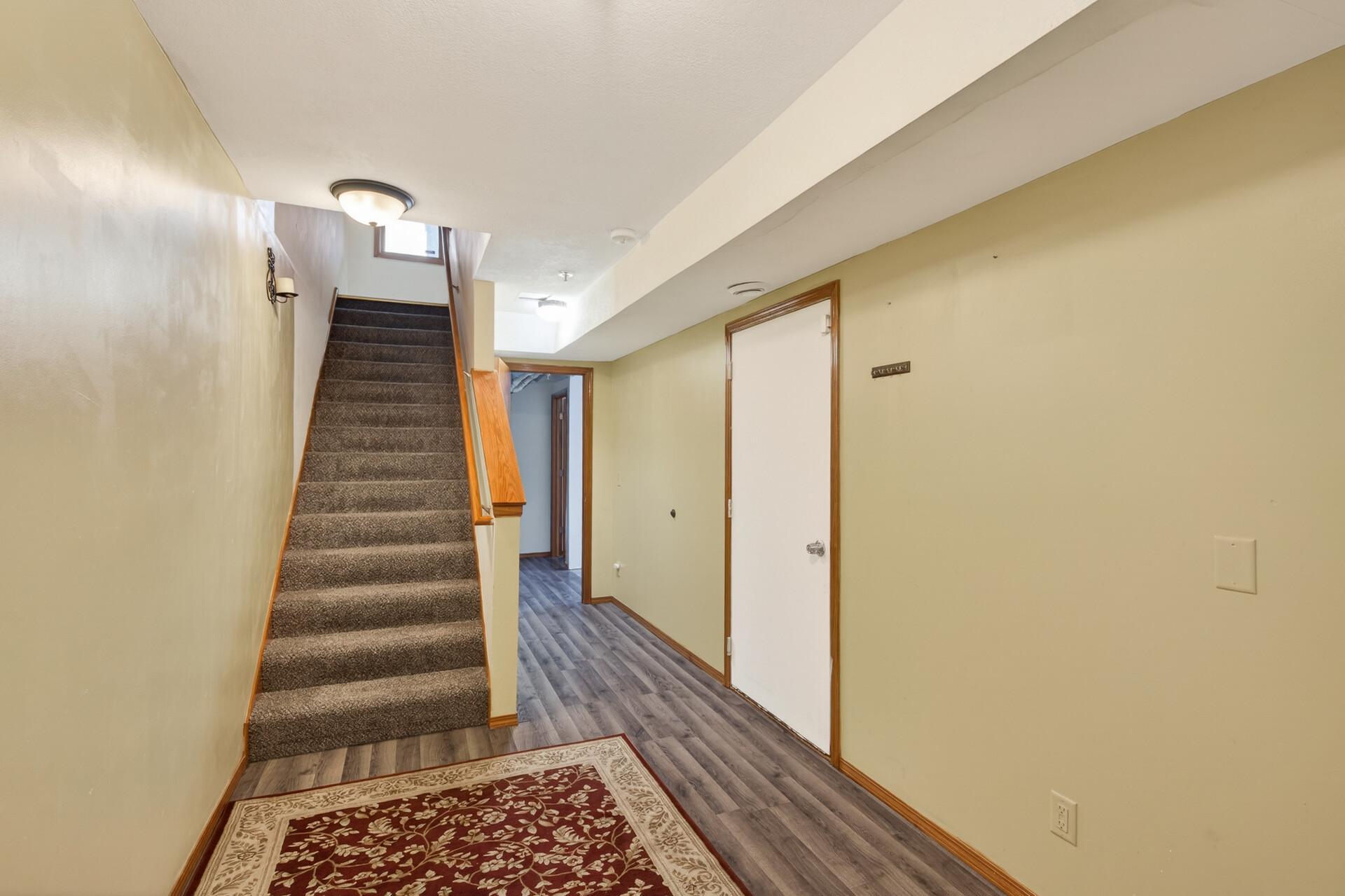 View of Residential at 2407 16th Avenue, Minneapolis MN 55404, Minneapolis (24 of 31) - Mike Wilen | Minnesota Team Real Estate