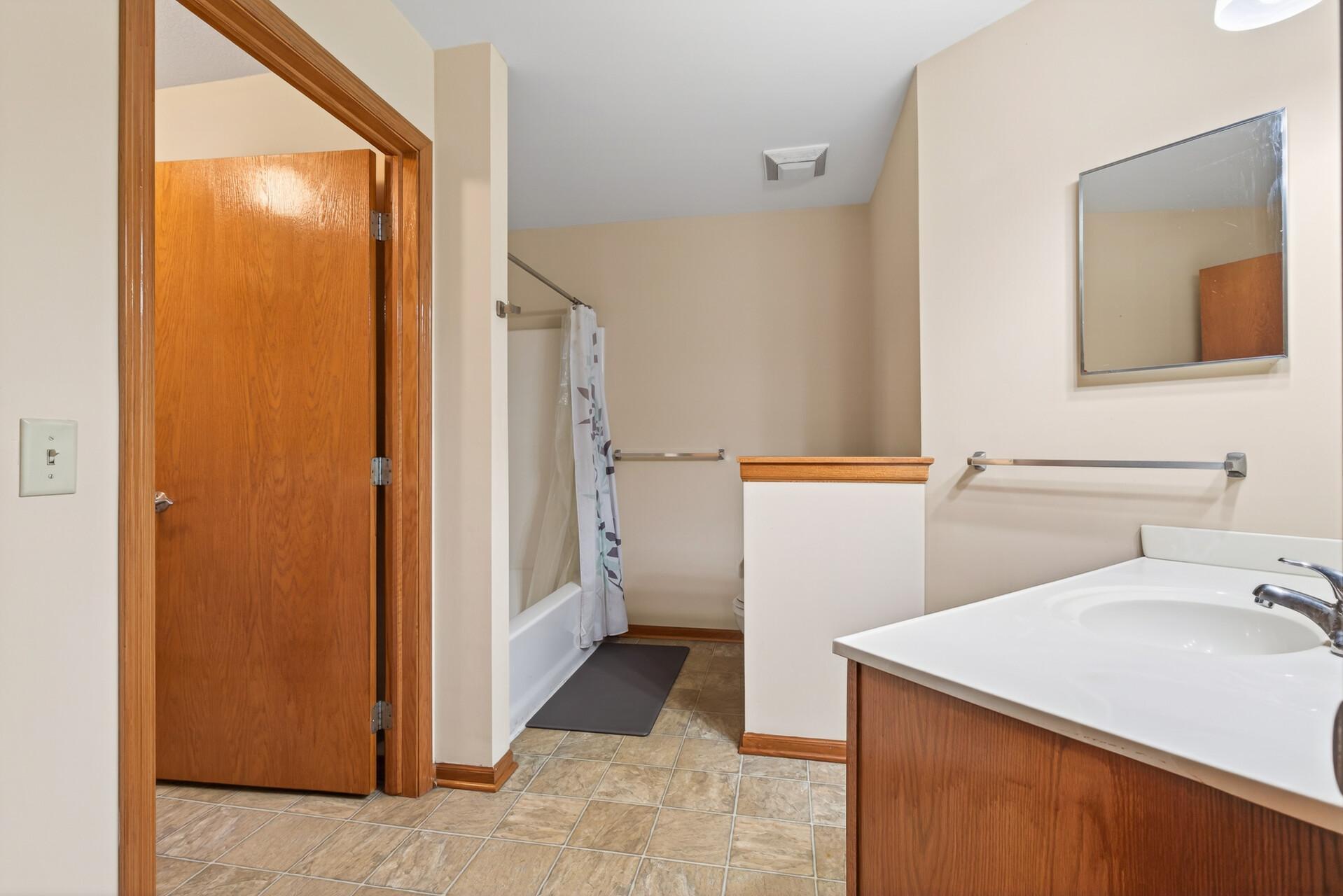 View of Residential at 2407 16th Avenue, Minneapolis MN 55404, Minneapolis (21 of 31) - Mike Wilen | Minnesota Team Real Estate