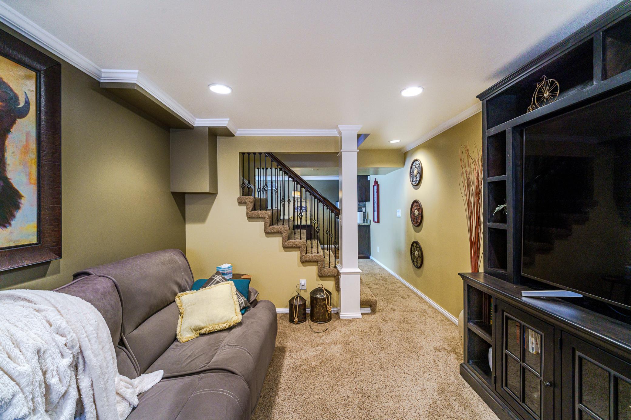 View of Residential at 613 Chicago Drive, Burnsville MN 55306, Burnsville (33 of 51) - Mike Wilen | Minnesota Team Real Estate