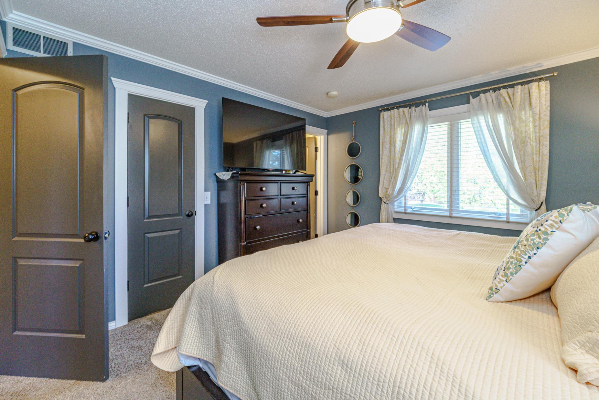 View of Residential at 613 Chicago Drive, Burnsville MN 55306, Burnsville (28 of 51) - Mike Wilen | Minnesota Team Real Estate