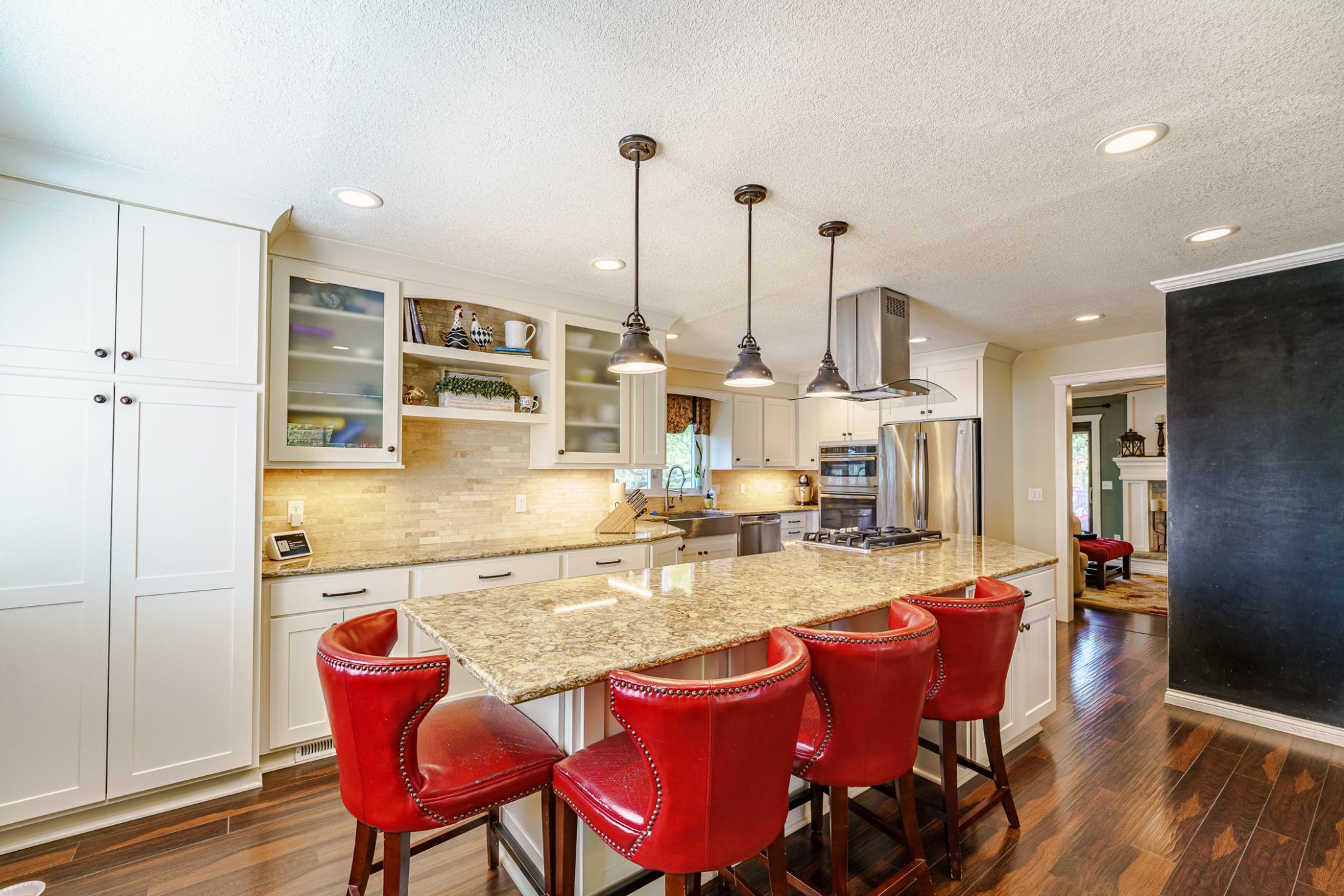 View of Residential at 613 Chicago Drive, Burnsville MN 55306, Burnsville (2 of 51) - Mike Wilen | Minnesota Team Real Estate