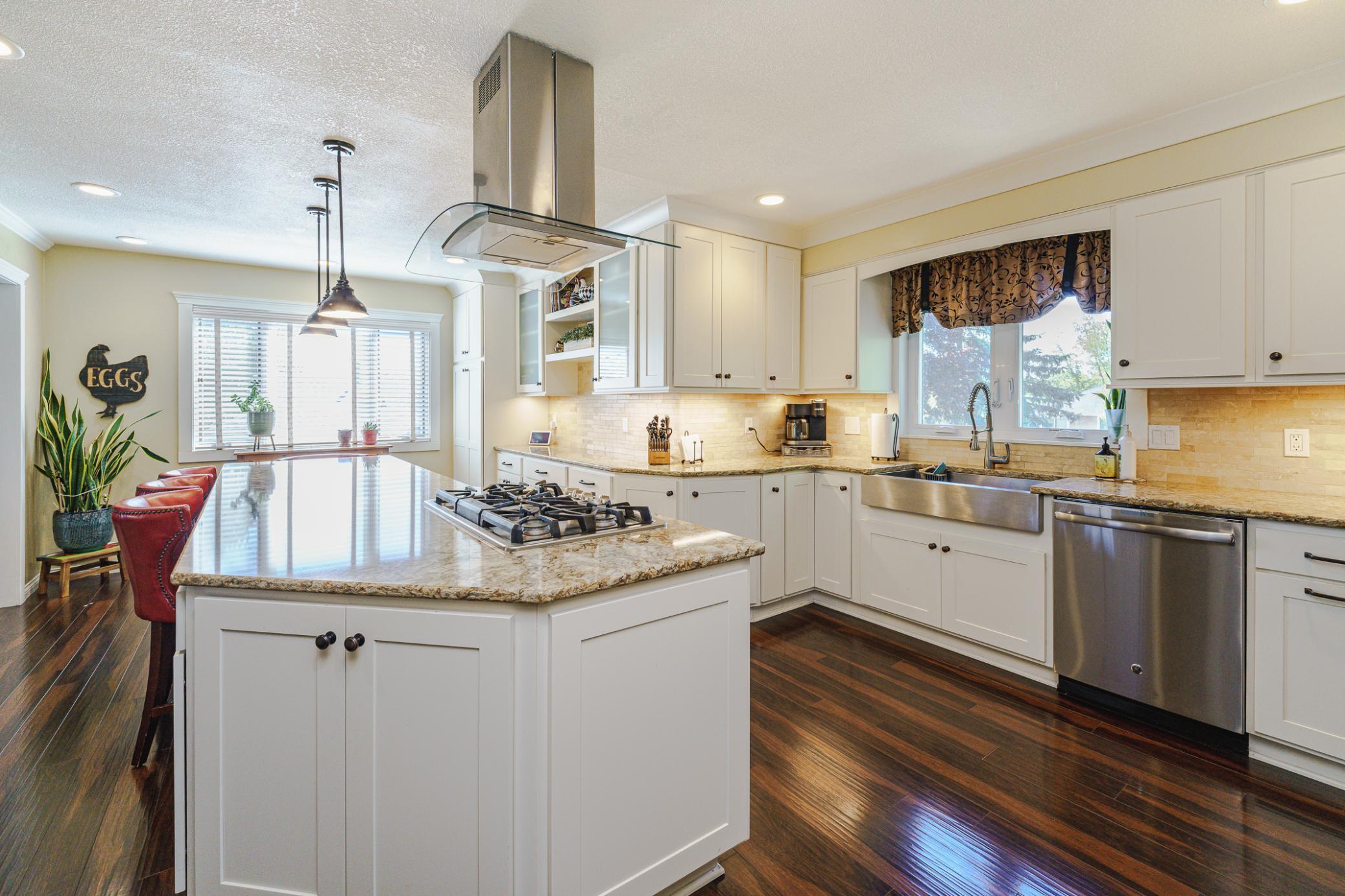 View of Residential at 613 Chicago Drive, Burnsville MN 55306, Burnsville (16 of 51) - Mike Wilen | Minnesota Team Real Estate