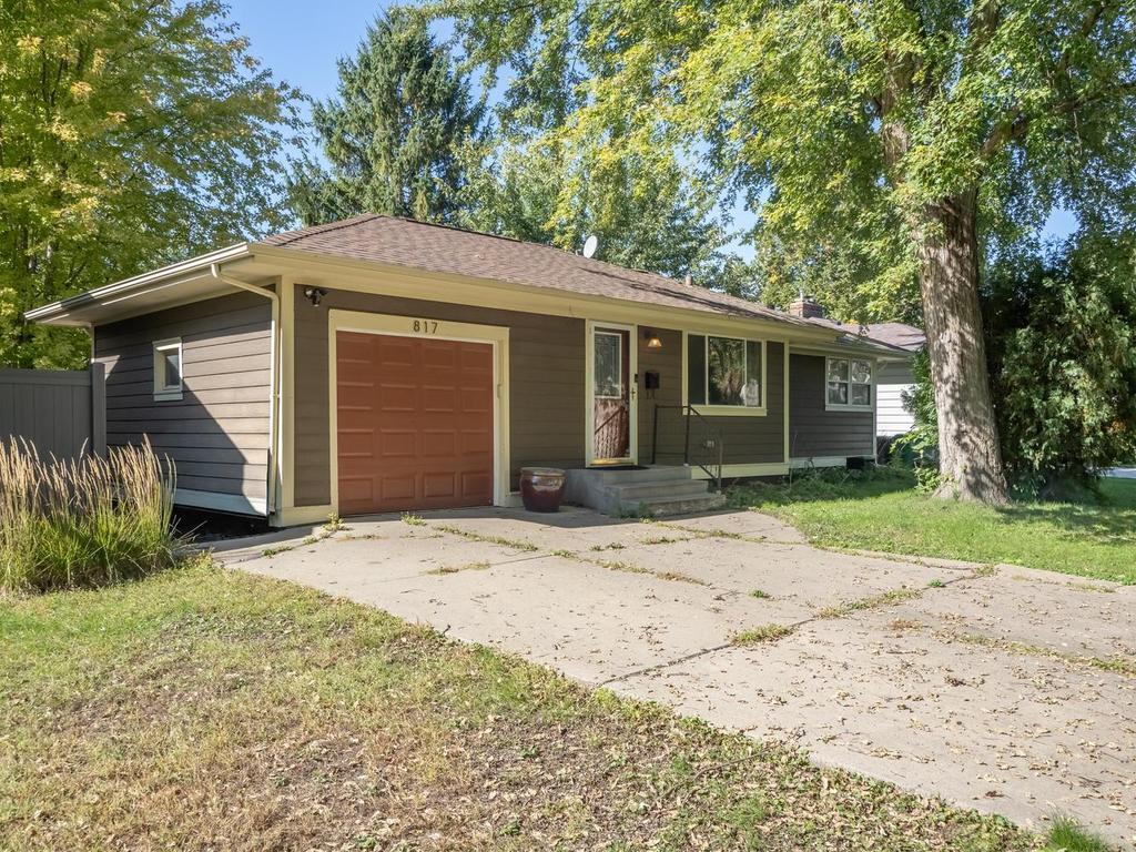 View of Residential at 817 Vincent Avenue, Minneapolis MN 55411, Minneapolis (12 of 14) - Mike Wilen | Minnesota Team Real Estate