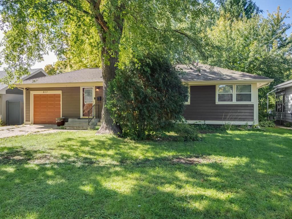 View of Single Family at 817 Vincent Avenue, Minneapolis - Mike Wilen | Minnesota Team Real Estate
