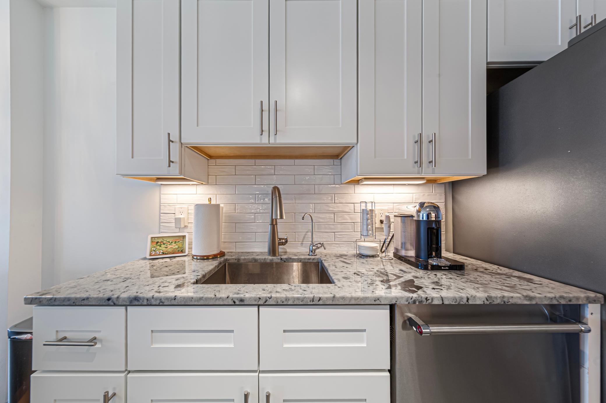 View of Residential at 1225 Lasalle Avenue #2101, Minneapolis MN 55403, Minneapolis (8 of 58) - Mike Wilen | Minnesota Team Real Estate