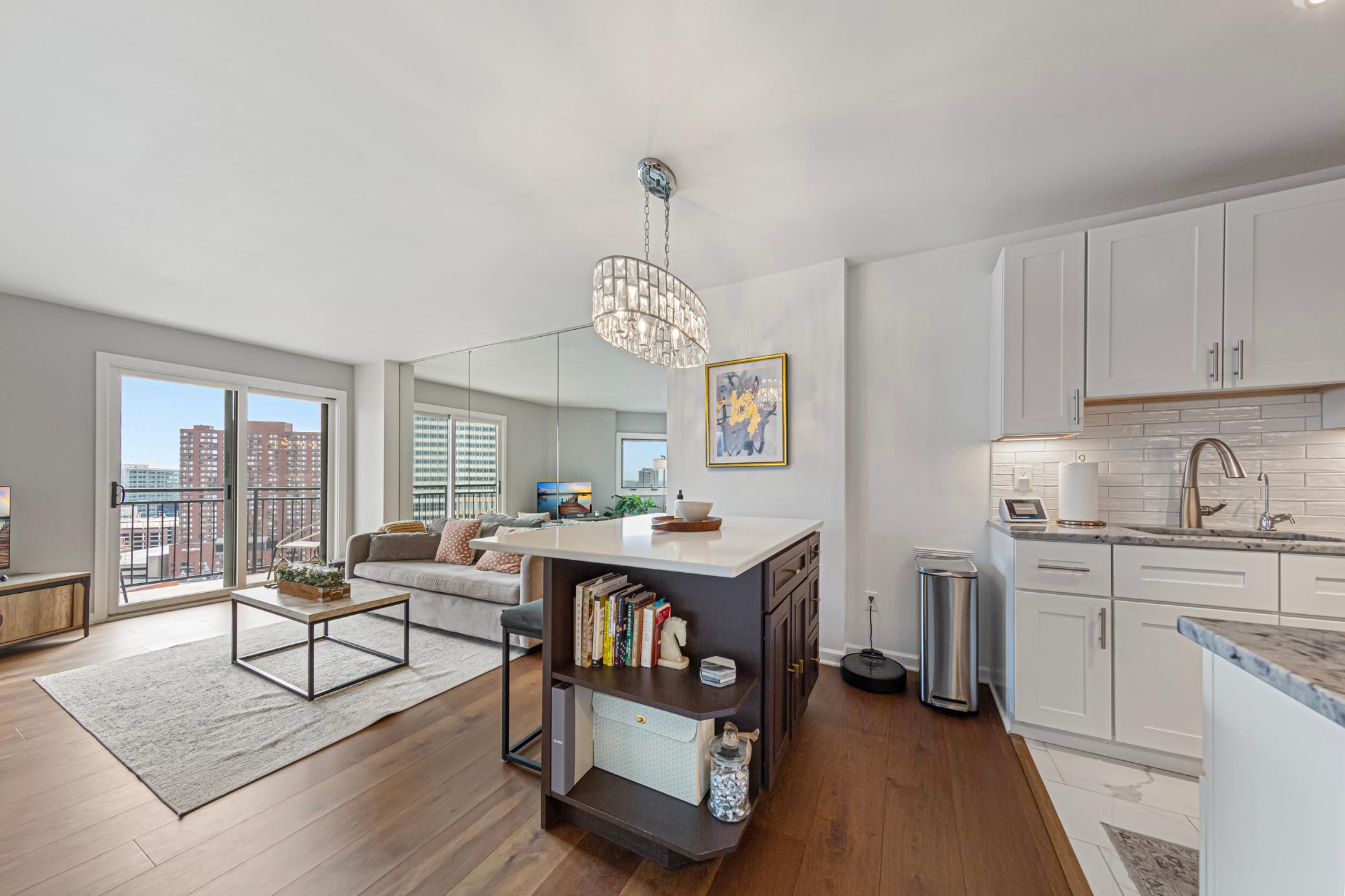 View of Residential at 1225 Lasalle Avenue #2101, Minneapolis MN 55403, Minneapolis (15 of 58) - Mike Wilen | Minnesota Team Real Estate