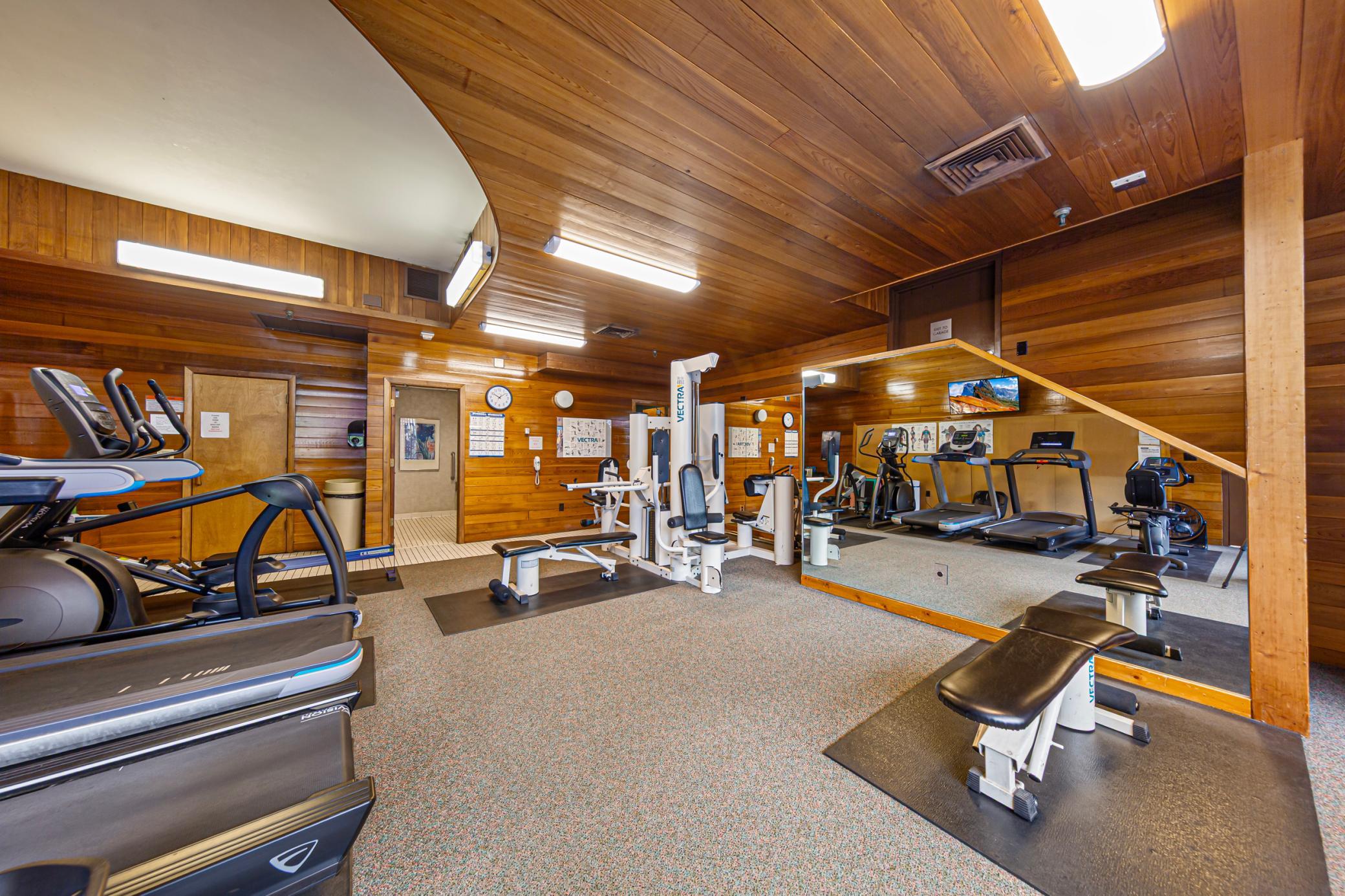 View of Residential at 1225 Lasalle Avenue #2101, Minneapolis MN 55403, Minneapolis (53 of 58) - Mike Wilen | Minnesota Team Real Estate