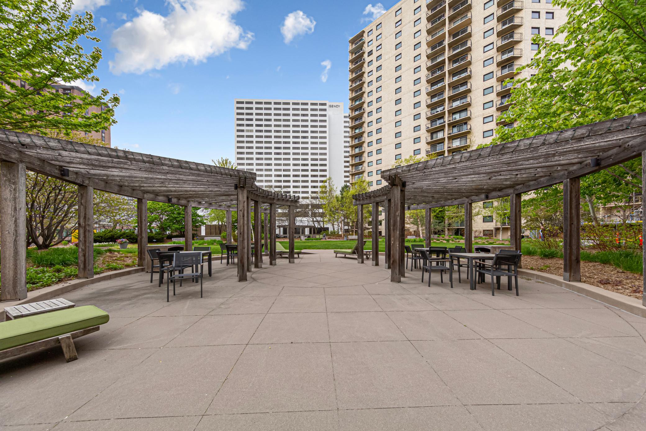 View of Residential at 1225 Lasalle Avenue #2101, Minneapolis MN 55403, Minneapolis (40 of 58) - Mike Wilen | Minnesota Team Real Estate