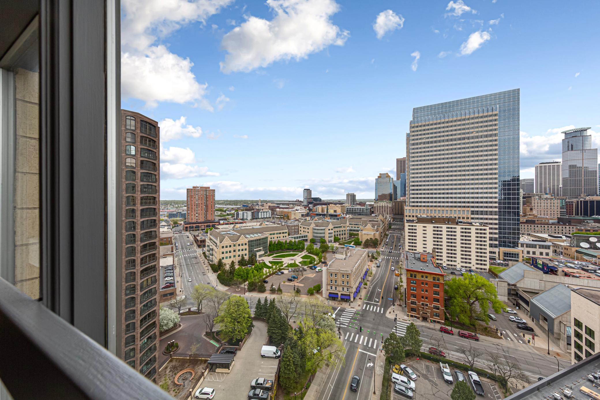 View of Residential at 1225 Lasalle Avenue #2101, Minneapolis MN 55403, Minneapolis (29 of 58) - Mike Wilen | Minnesota Team Real Estate