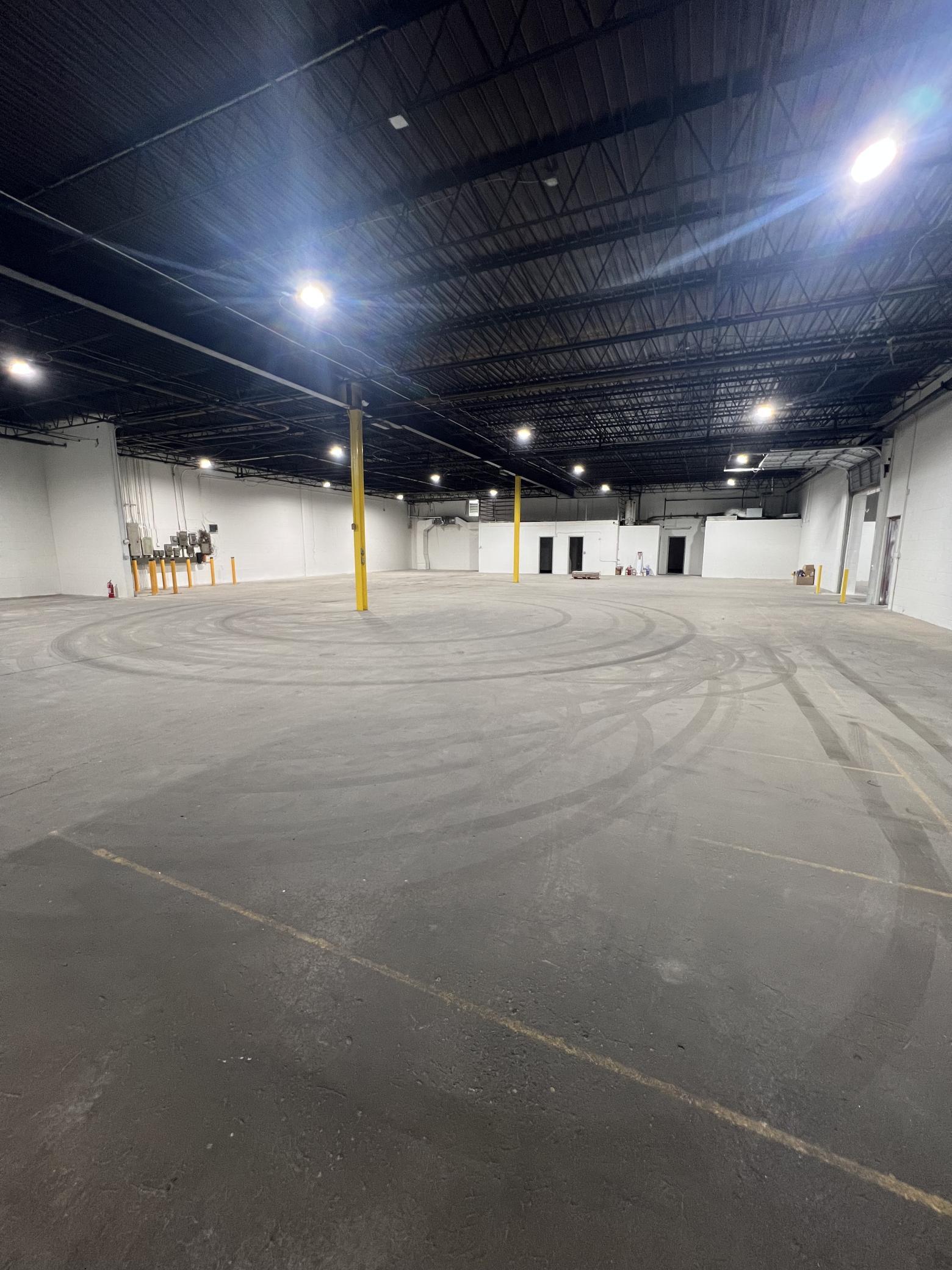 View of Commercial Sale at 9130 Grand Avenue, Bloomington MN 55420, Bloomington (3 of 7) - Mike Wilen | Minnesota Team Real Estate