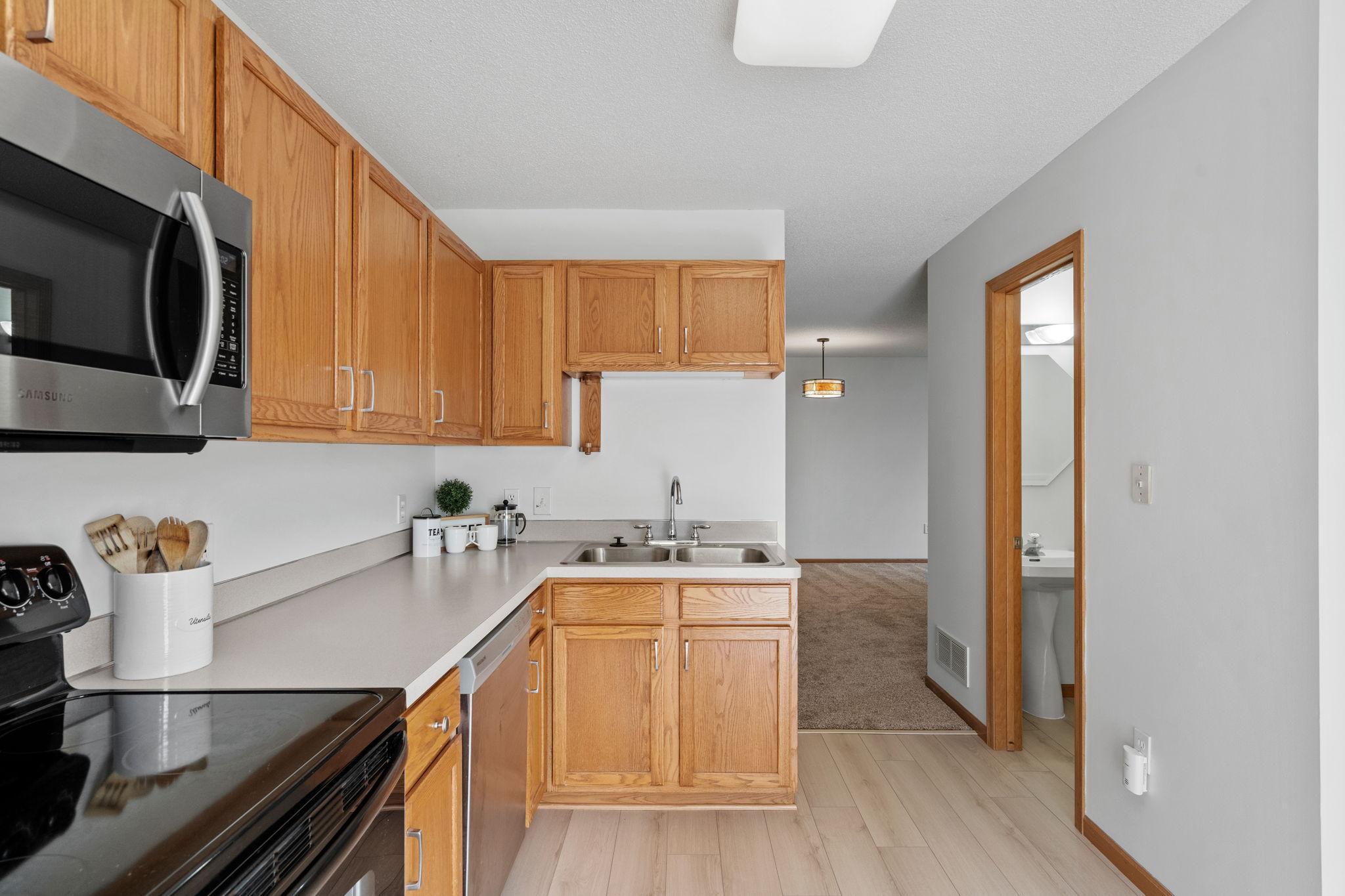 View of Residential at 6276 158th Street, Apple Valley MN 55124, Apple Valley (9 of 22) - Mike Wilen | Minnesota Team Real Estate
