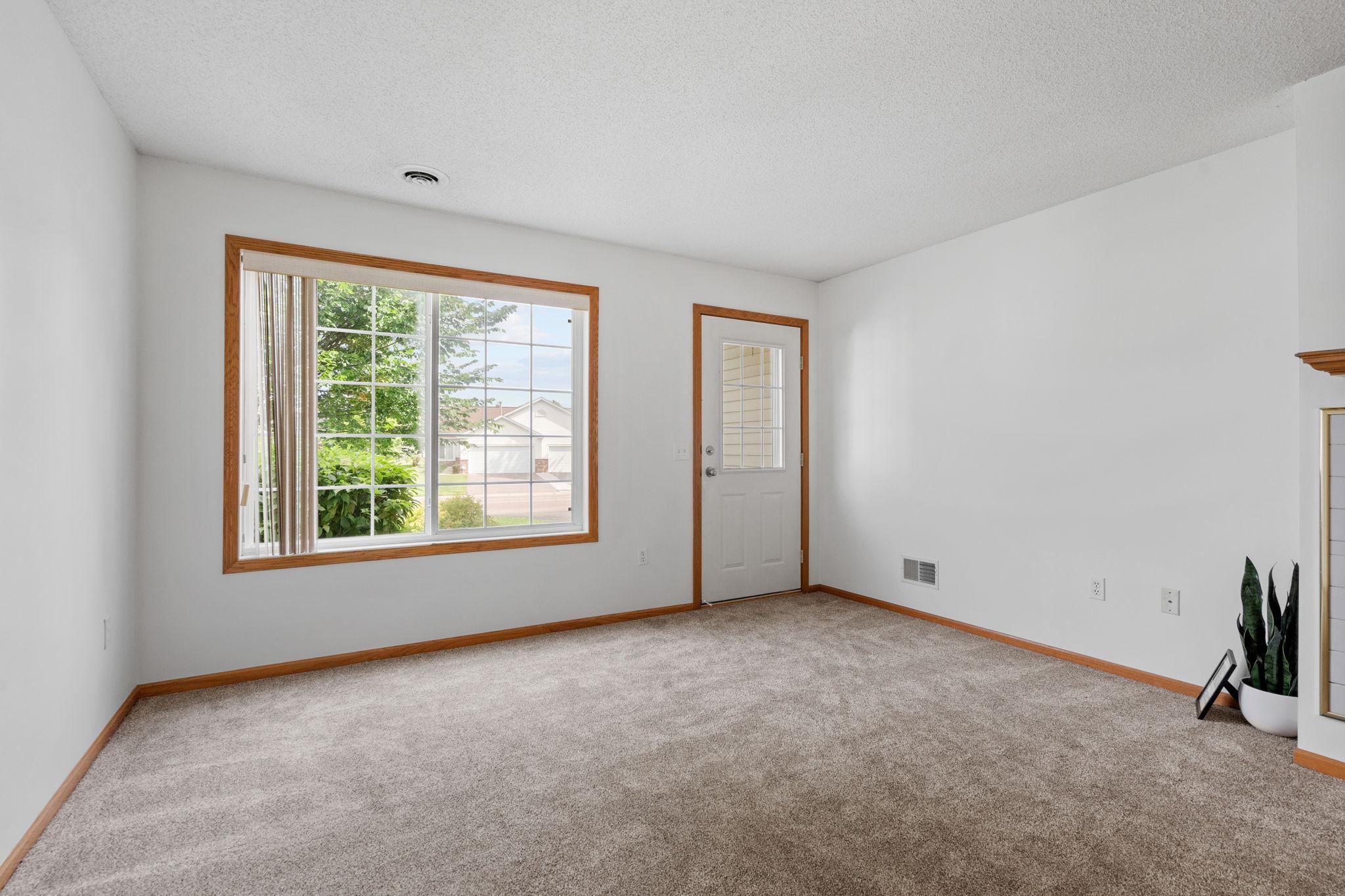 View of Residential at 6276 158th Street, Apple Valley MN 55124, Apple Valley (11 of 22) - Mike Wilen | Minnesota Team Real Estate