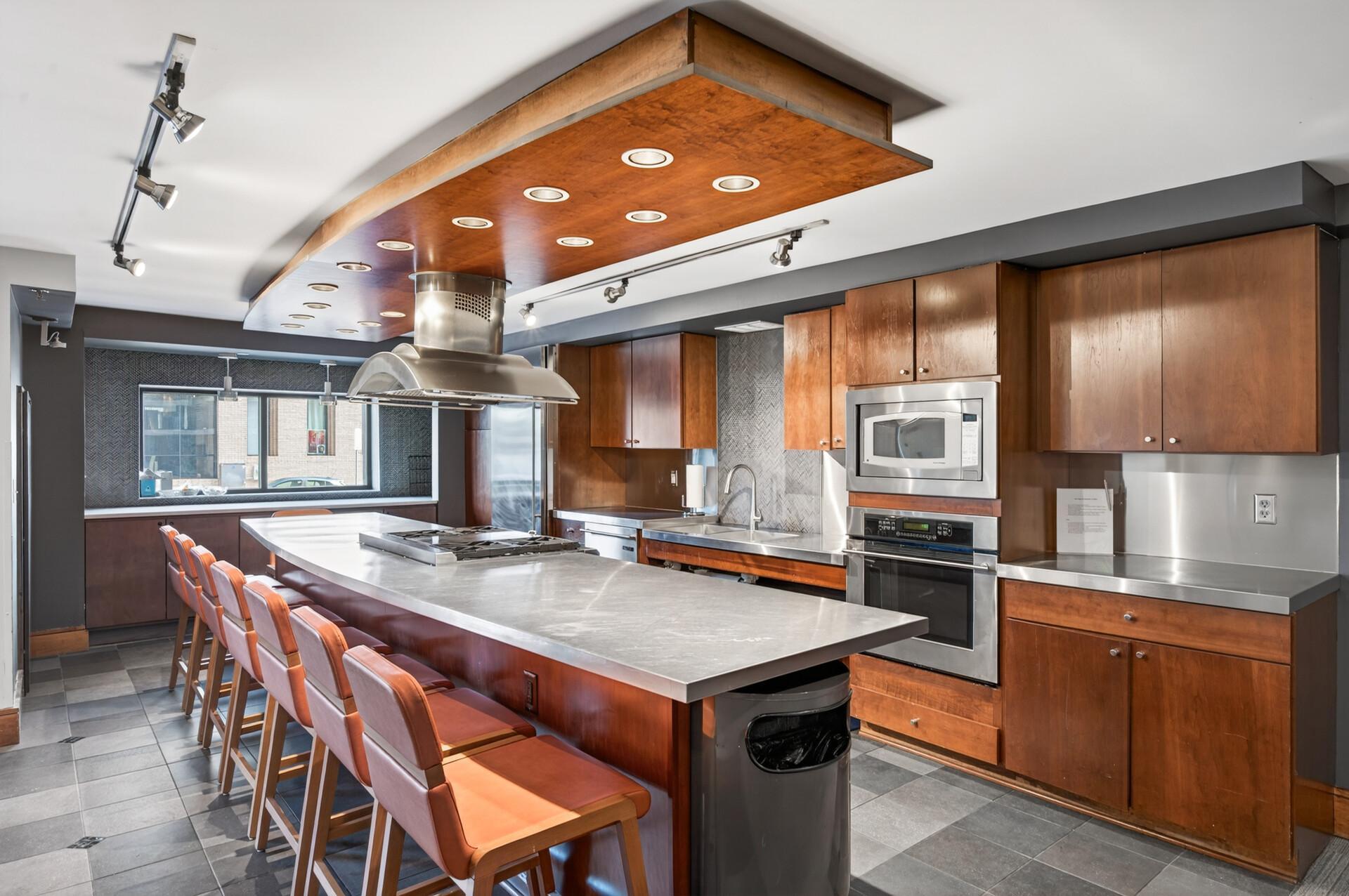 View of Residential at 401 1st Street #518, Minneapolis MN 55401, Minneapolis (19 of 23) - Mike Wilen | Minnesota Team Real Estate