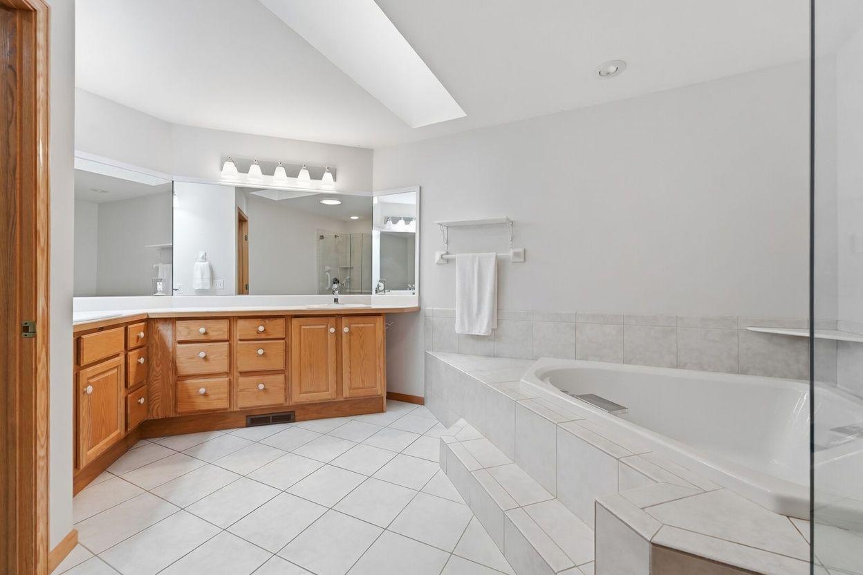 View of Residential at 15 Anemone Circle, North Oaks MN 55127, North Oaks (27 of 58) - Mike Wilen | Minnesota Team Real Estate