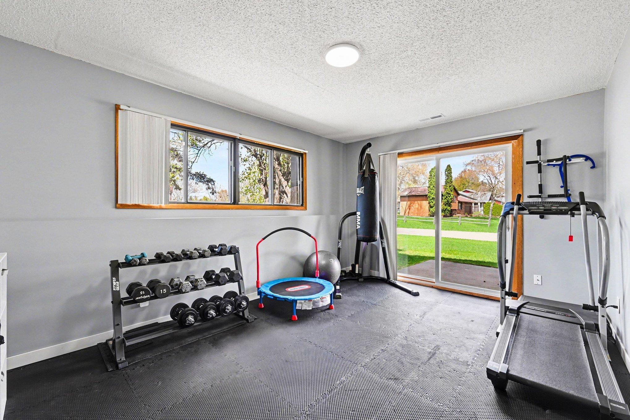 View of Residential at 9209 Dartford Road, Woodbury MN 55125, Woodbury (18 of 24) - Mike Wilen | Minnesota Team Real Estate