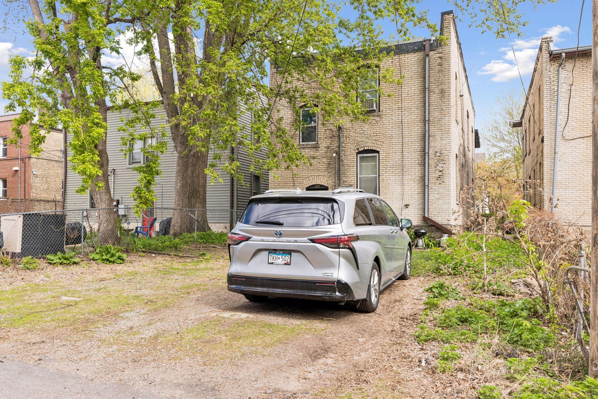 View of Residential Income at 724 Hague Avenue, Saint Paul MN 55104, Saint Paul (46 of 51) - Mike Wilen | Minnesota Team Real Estate