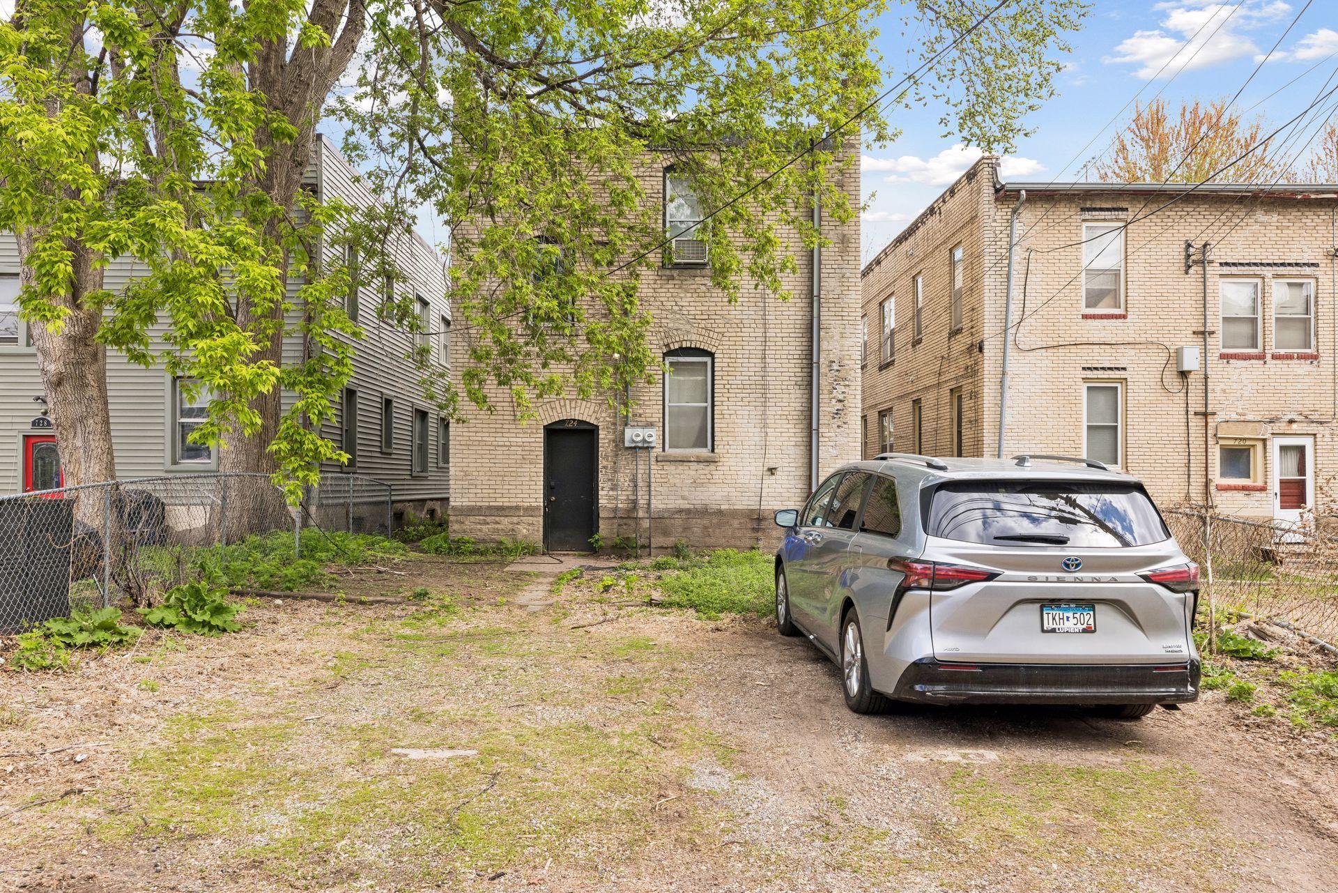 View of Residential Income at 724 Hague Avenue, Saint Paul MN 55104, Saint Paul (45 of 51) - Mike Wilen | Minnesota Team Real Estate